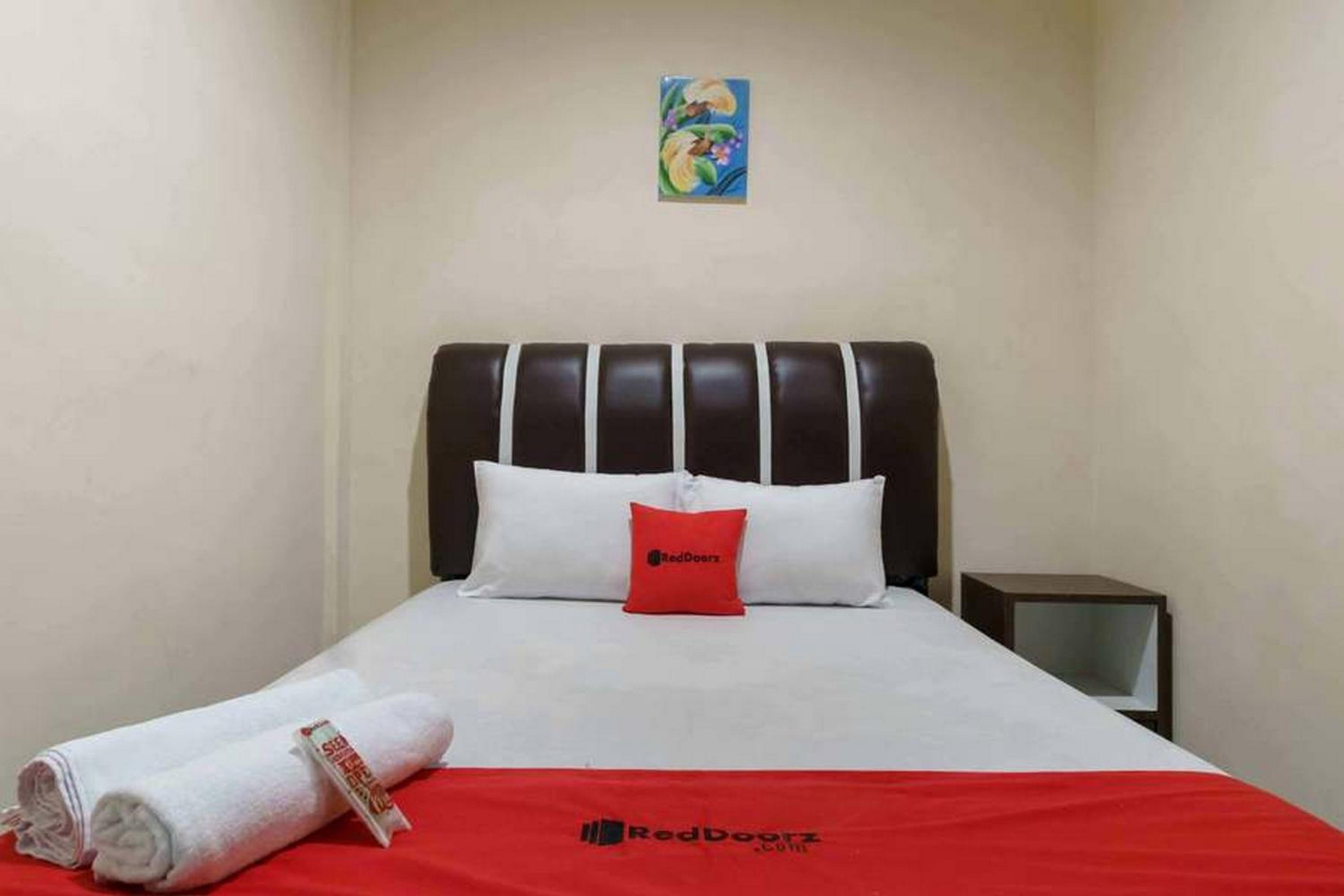 Standard Double Room - Photo 7