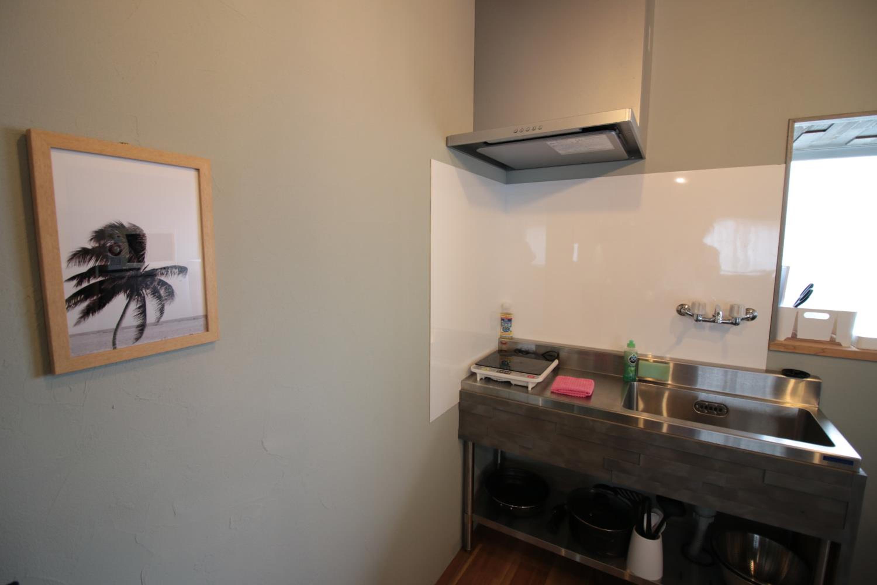 One-Bedroom Apartment - Photo 3