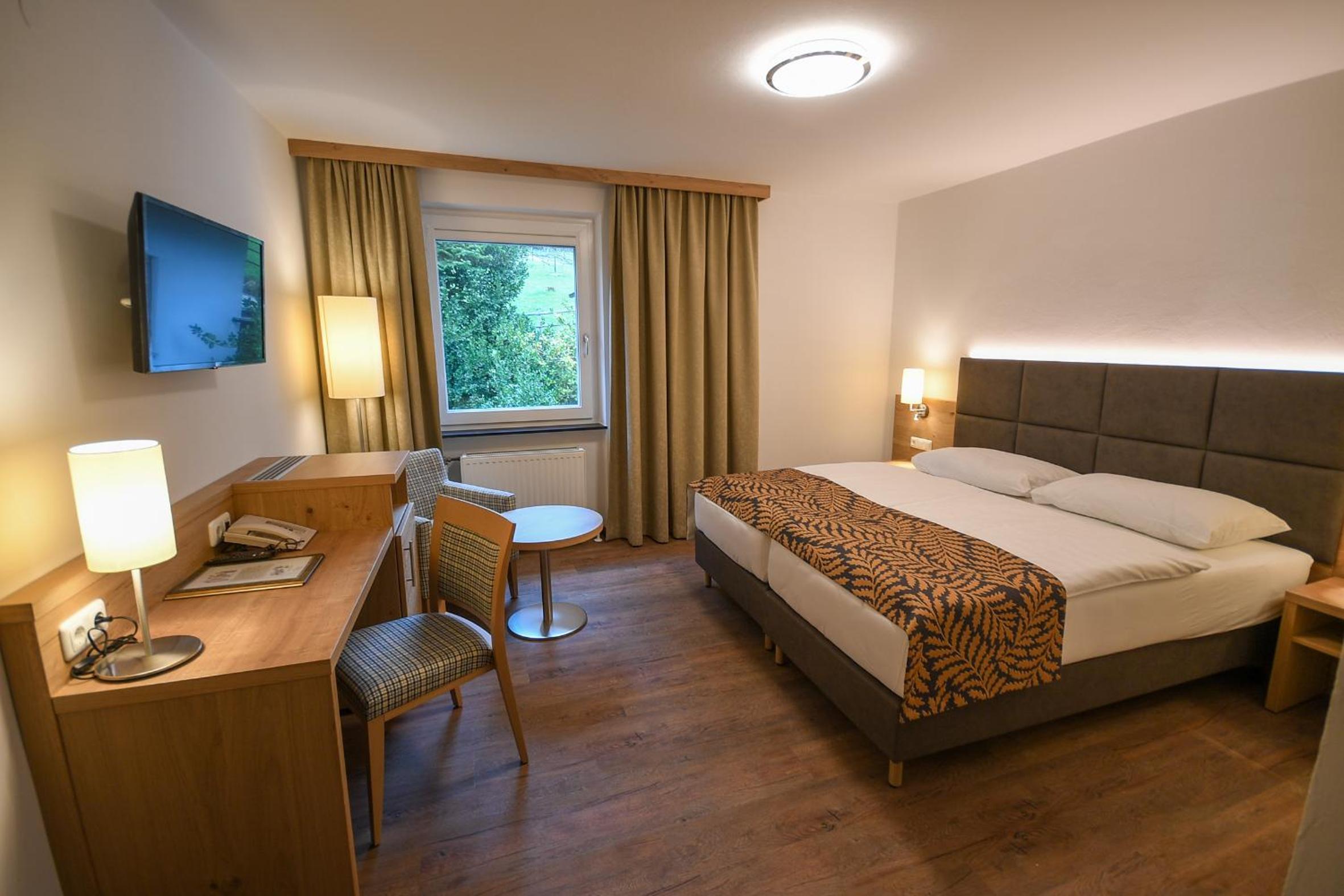 Economy Double or Twin Room - Photo 4