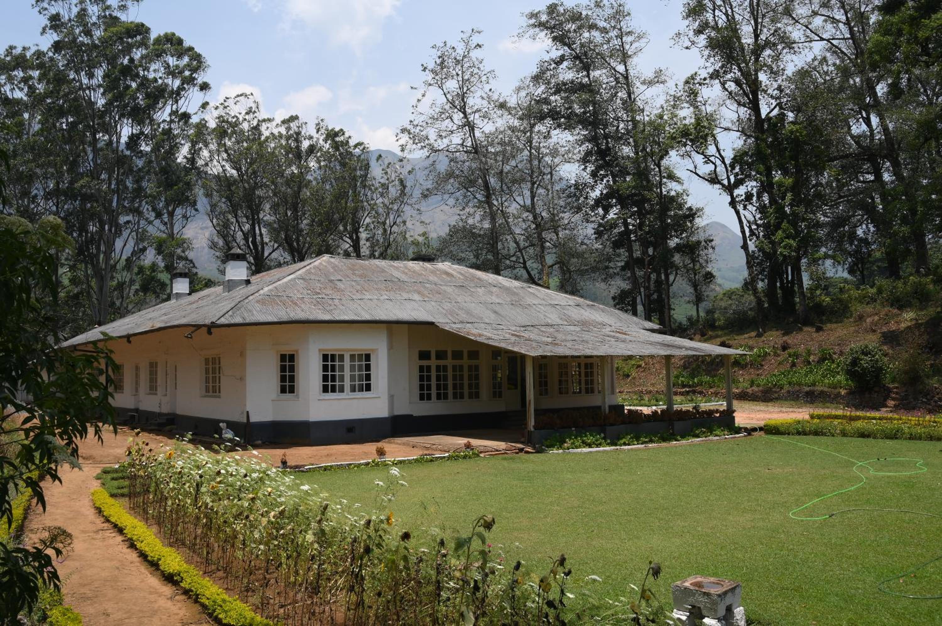 Kanniamallay Bungalow - Photo 4