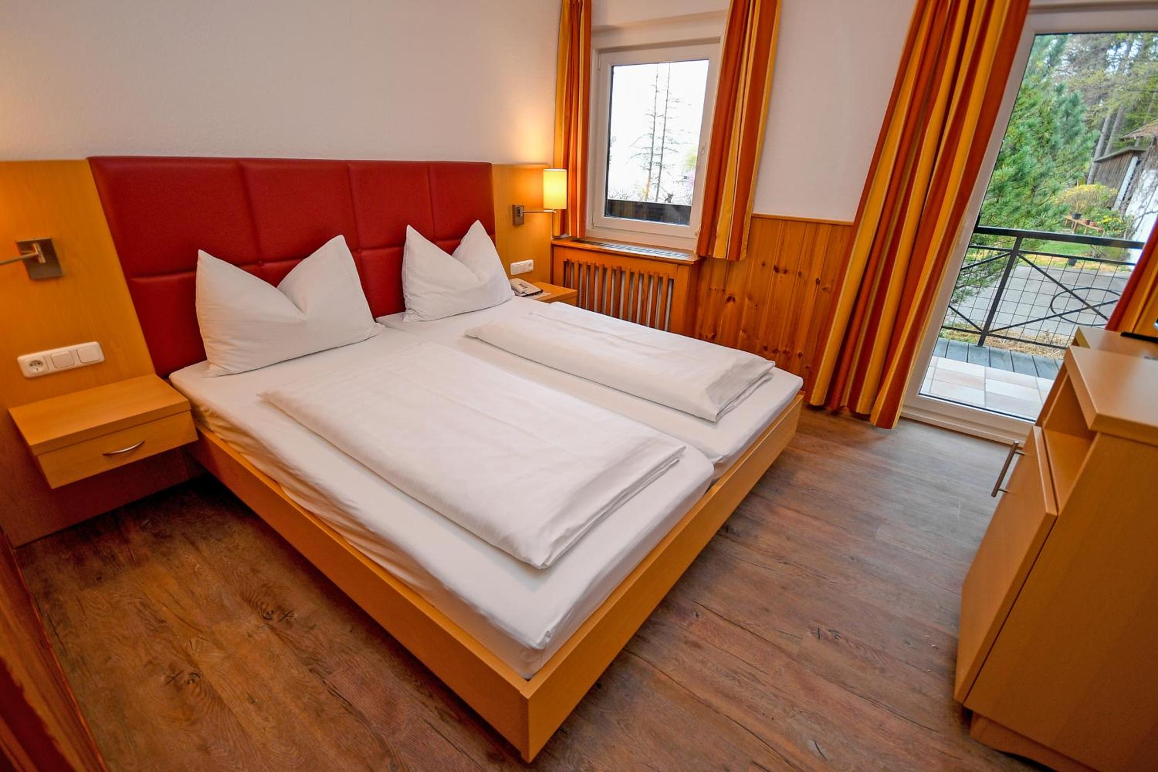 Economy Double or Twin Room - Photo 2