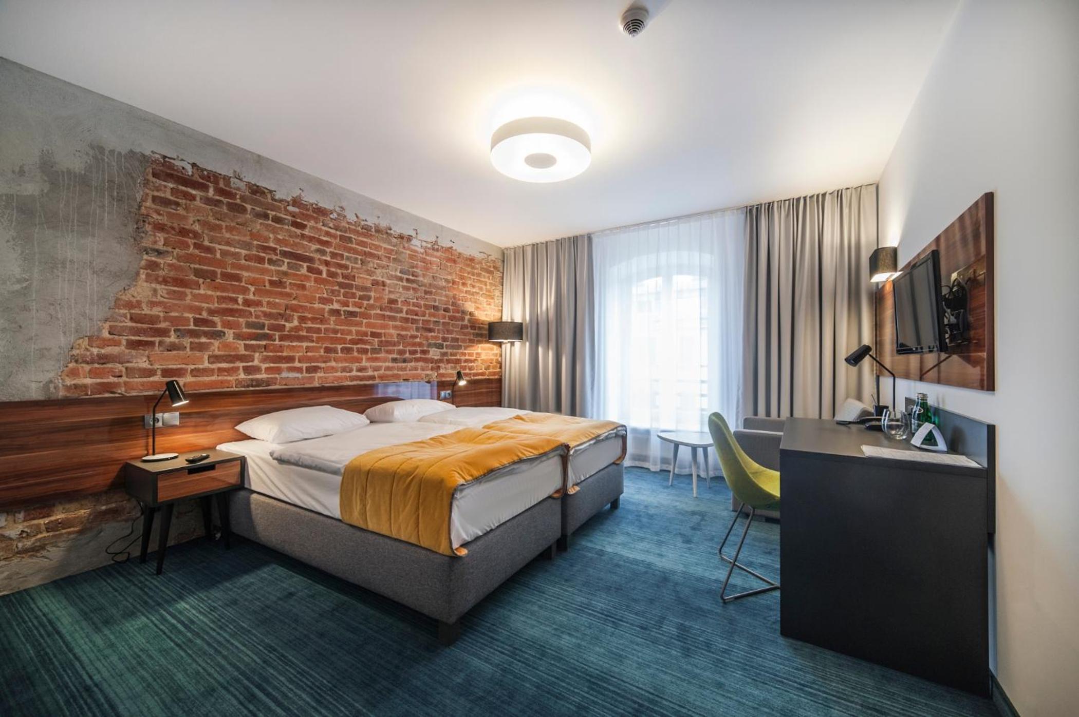 Standard Double Room with King-Size Bed
