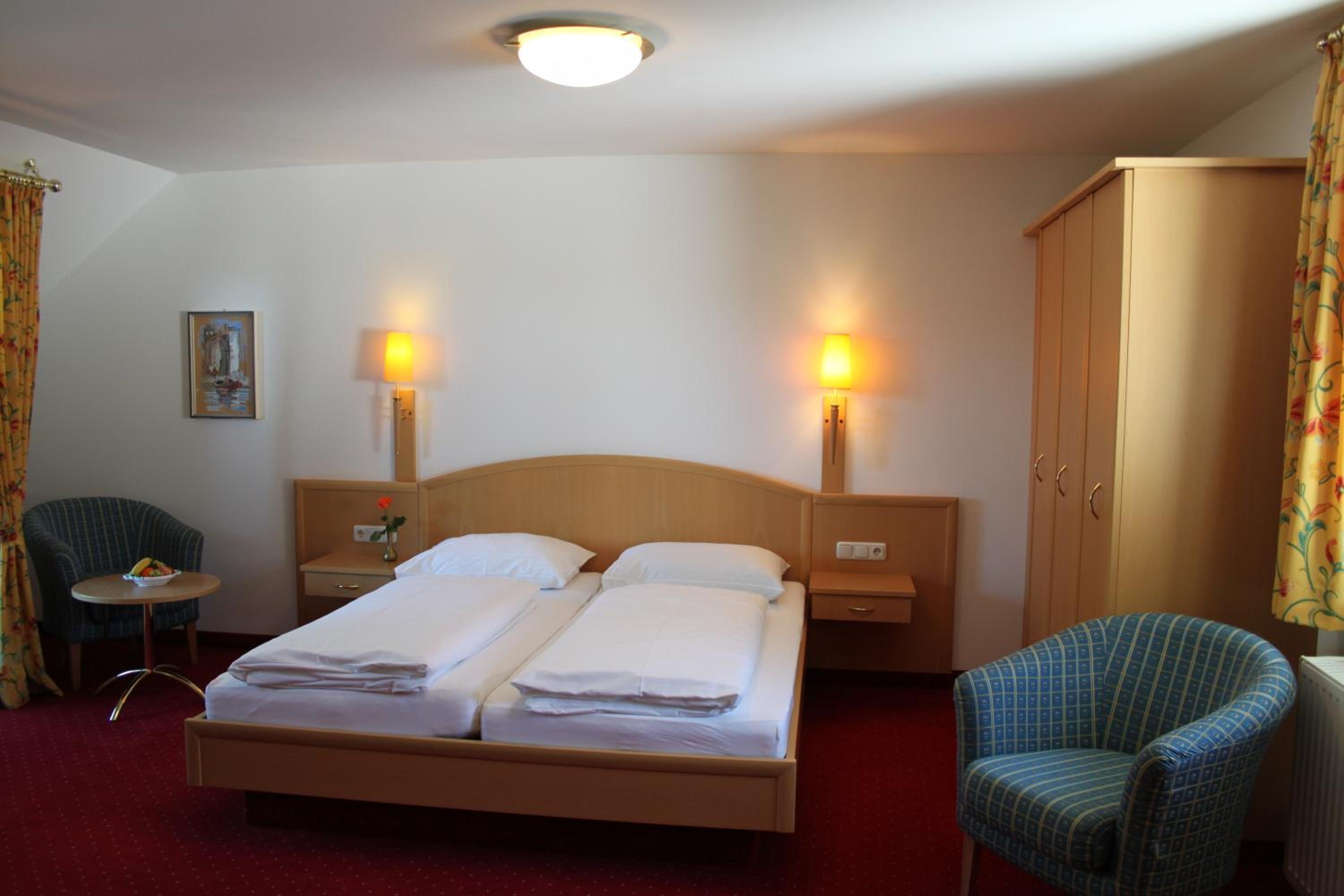 Economy Double or Twin Room - Photo 3