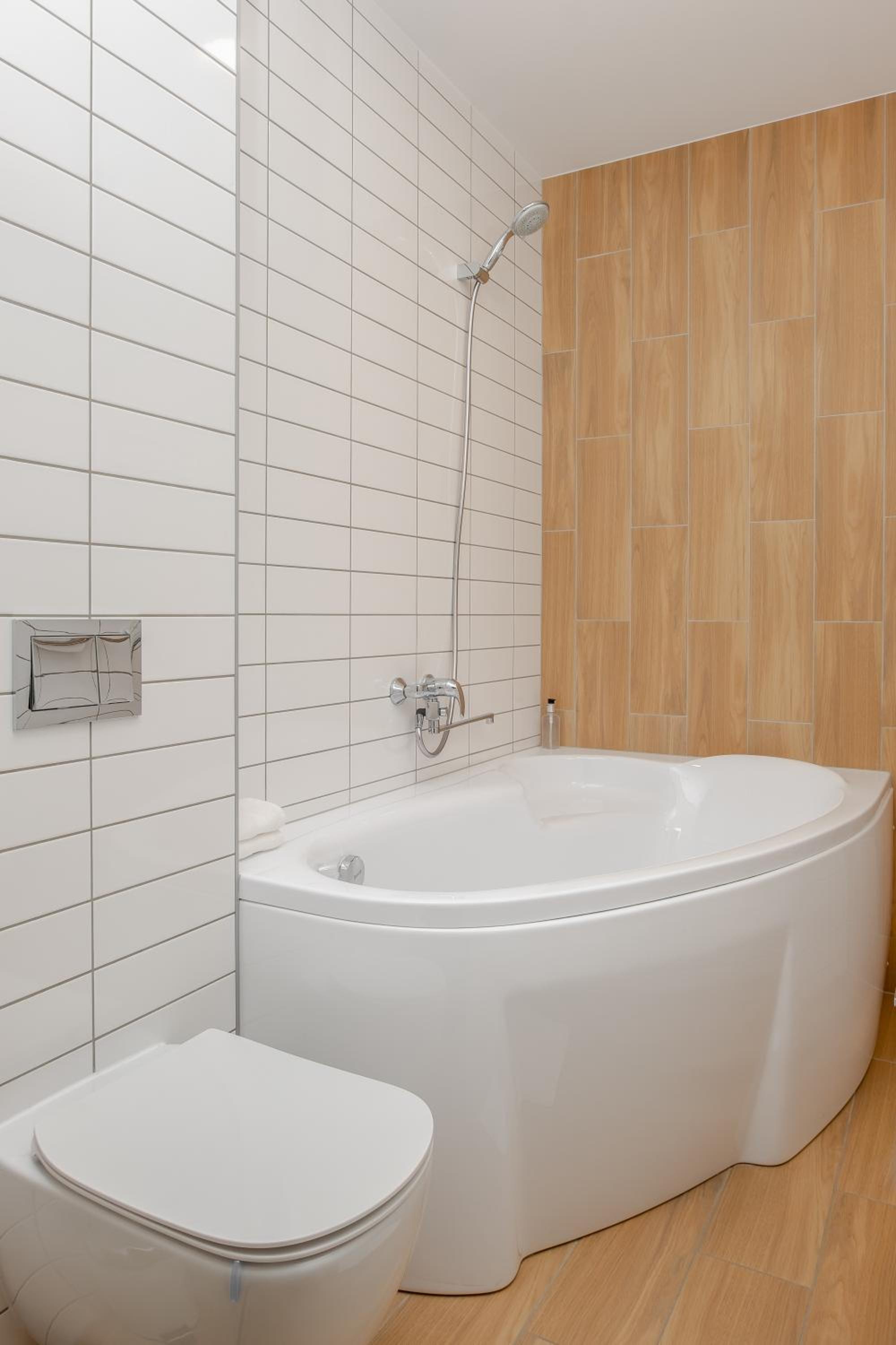 Standard Double or Twin Room with Garden View - Photo 4