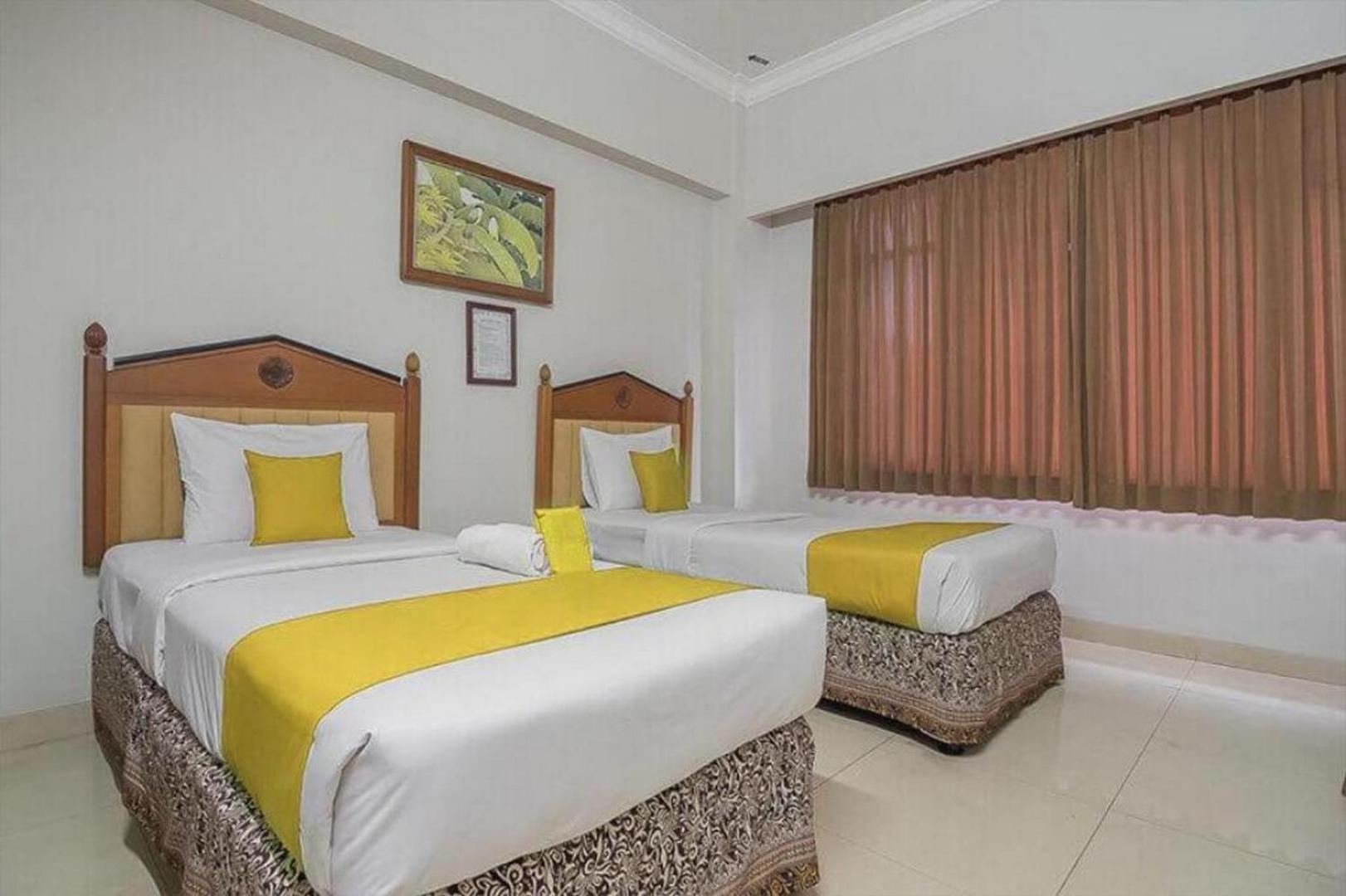 Deluxe Twin Room - Photo 2