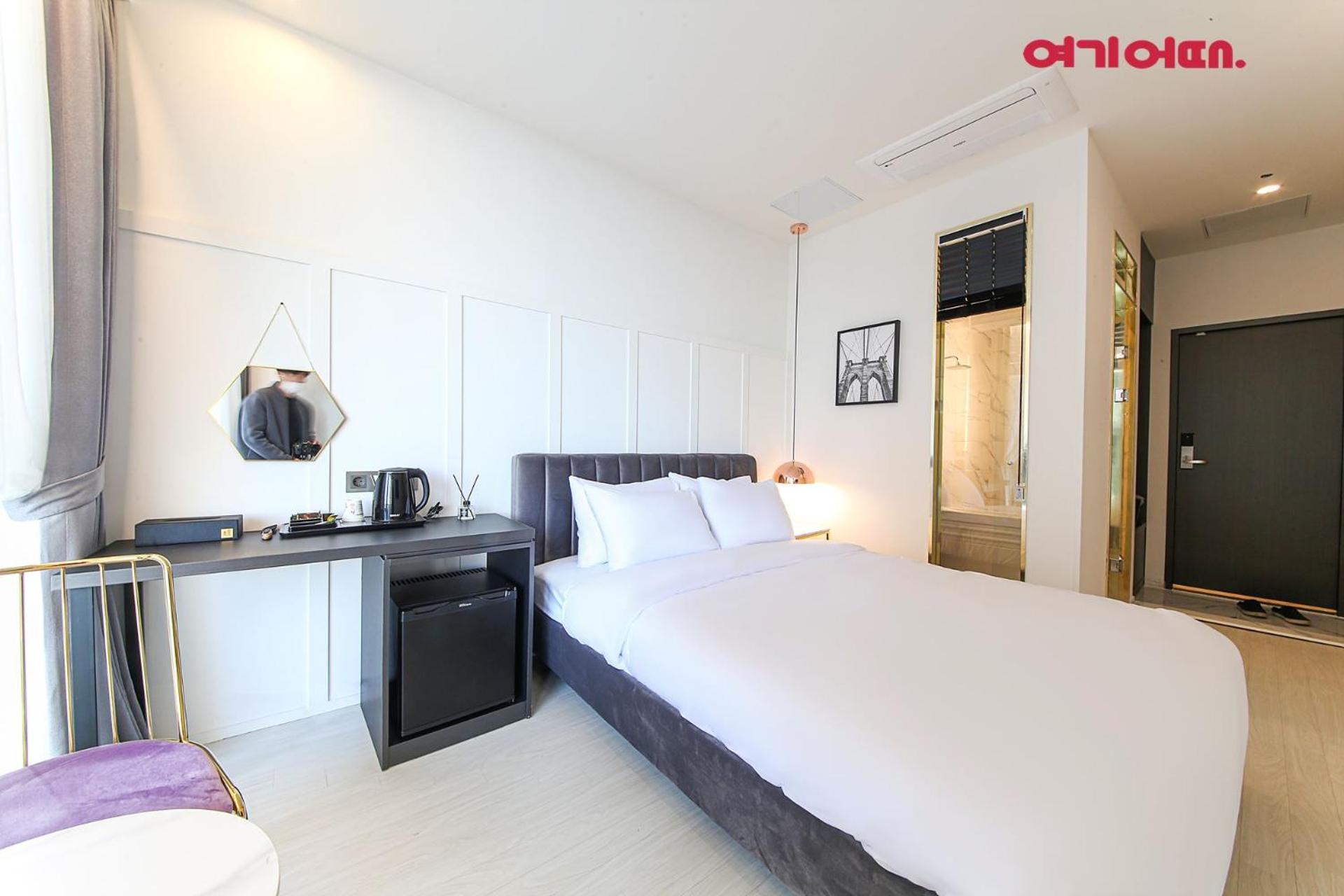 Deluxe Double Room - Photo 3
