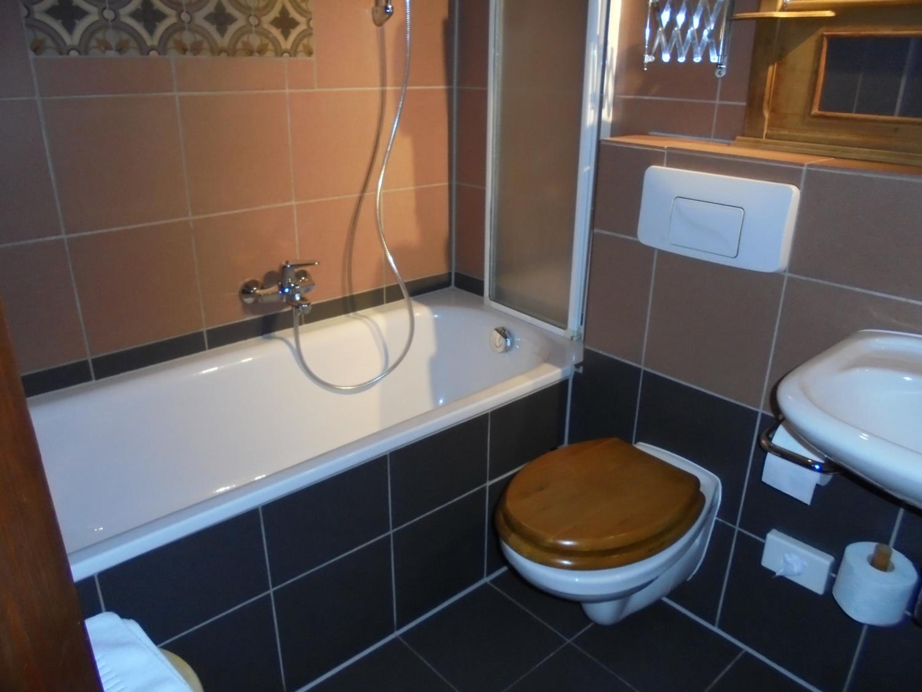 Standard Quadruple Room - Photo 3