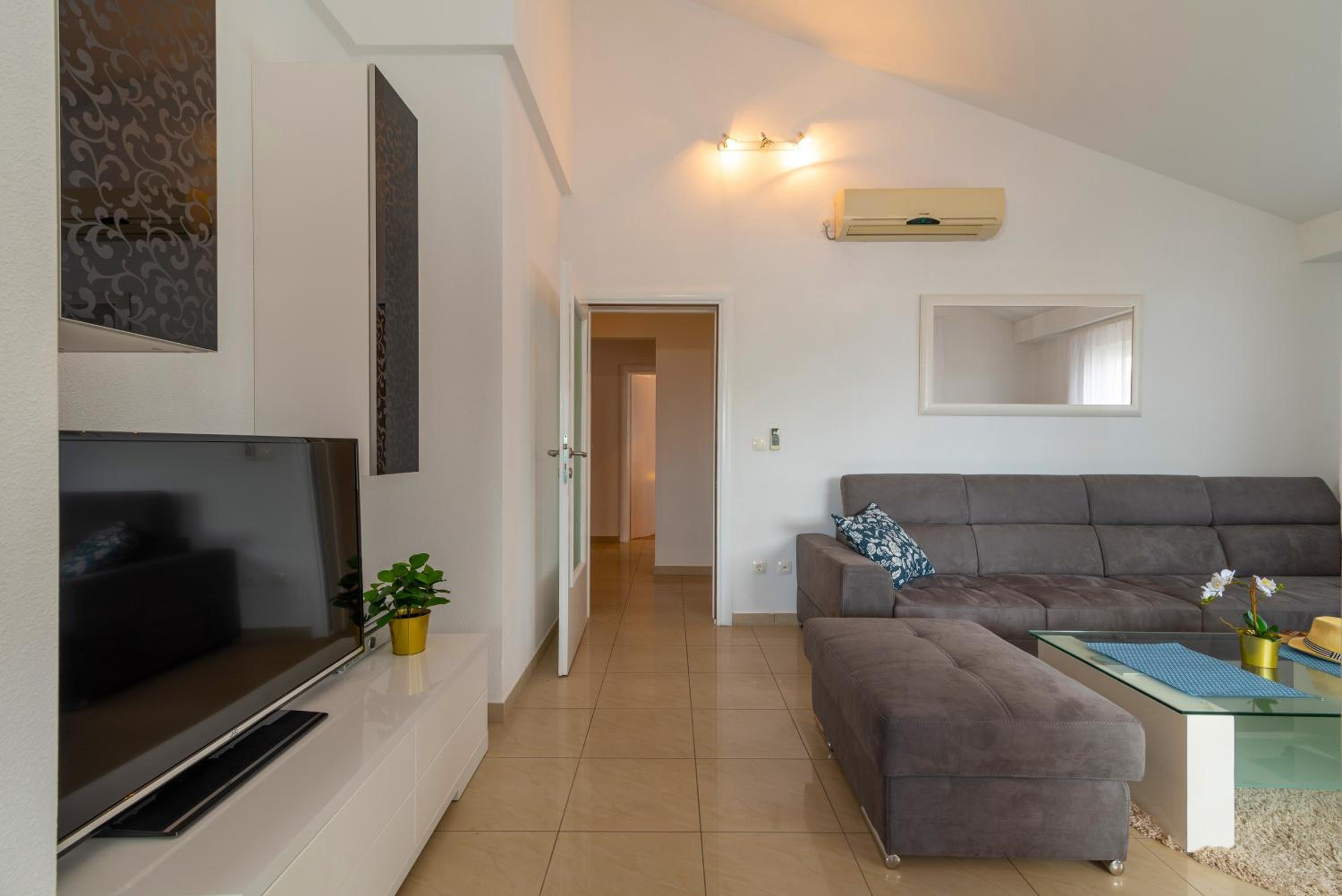 Apartment with Sea View