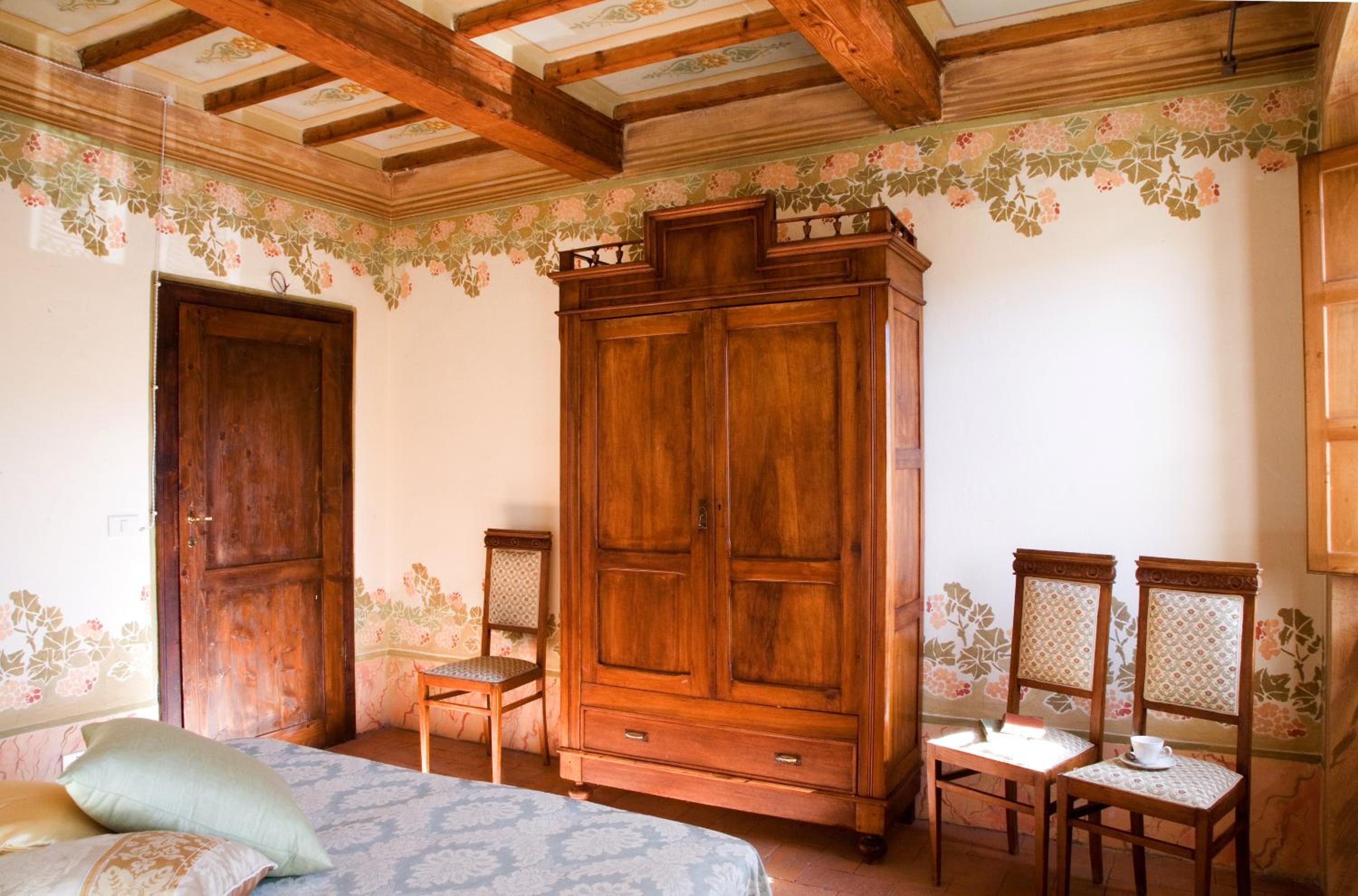 Villa photo 1