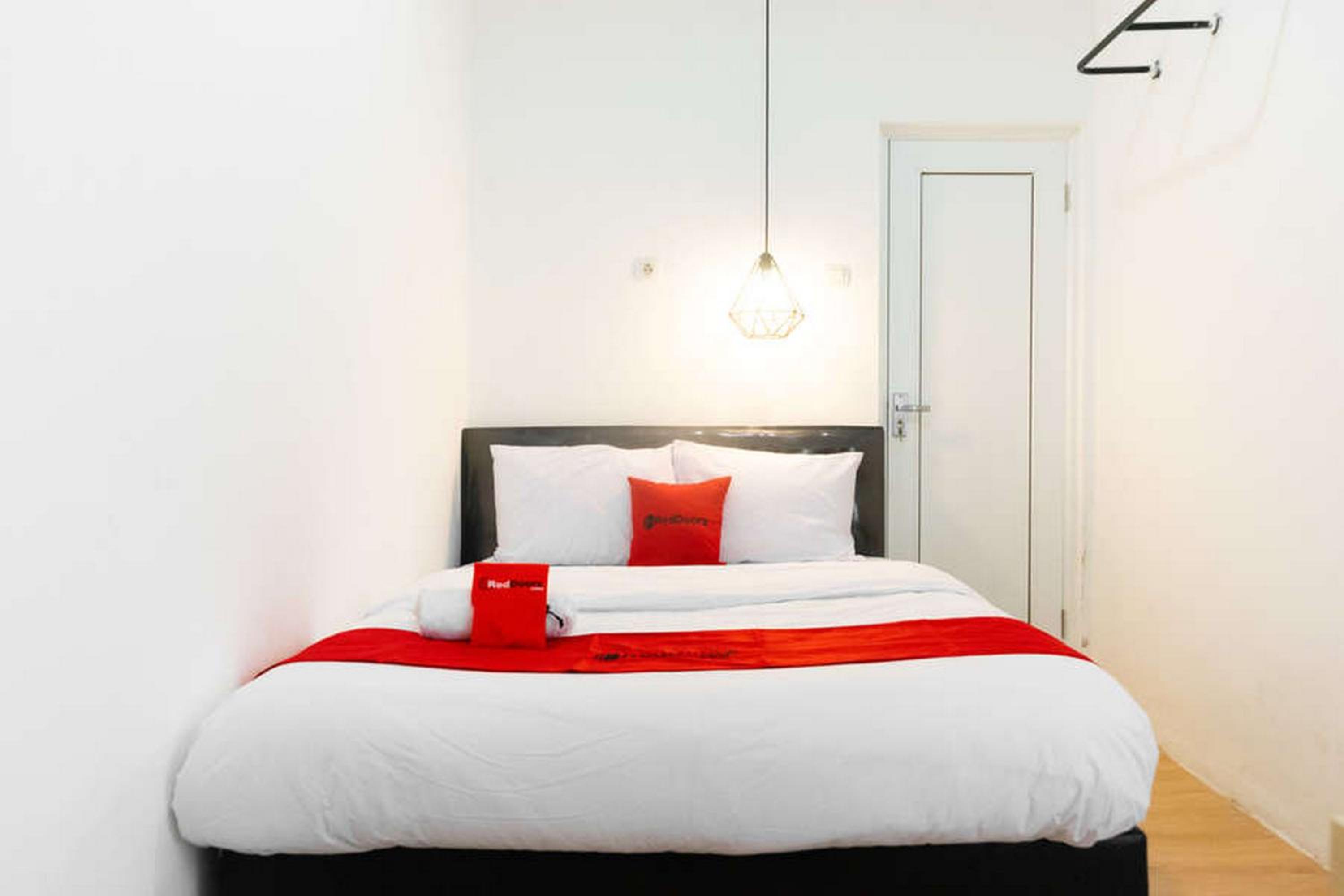 Economy Double Room photo 3