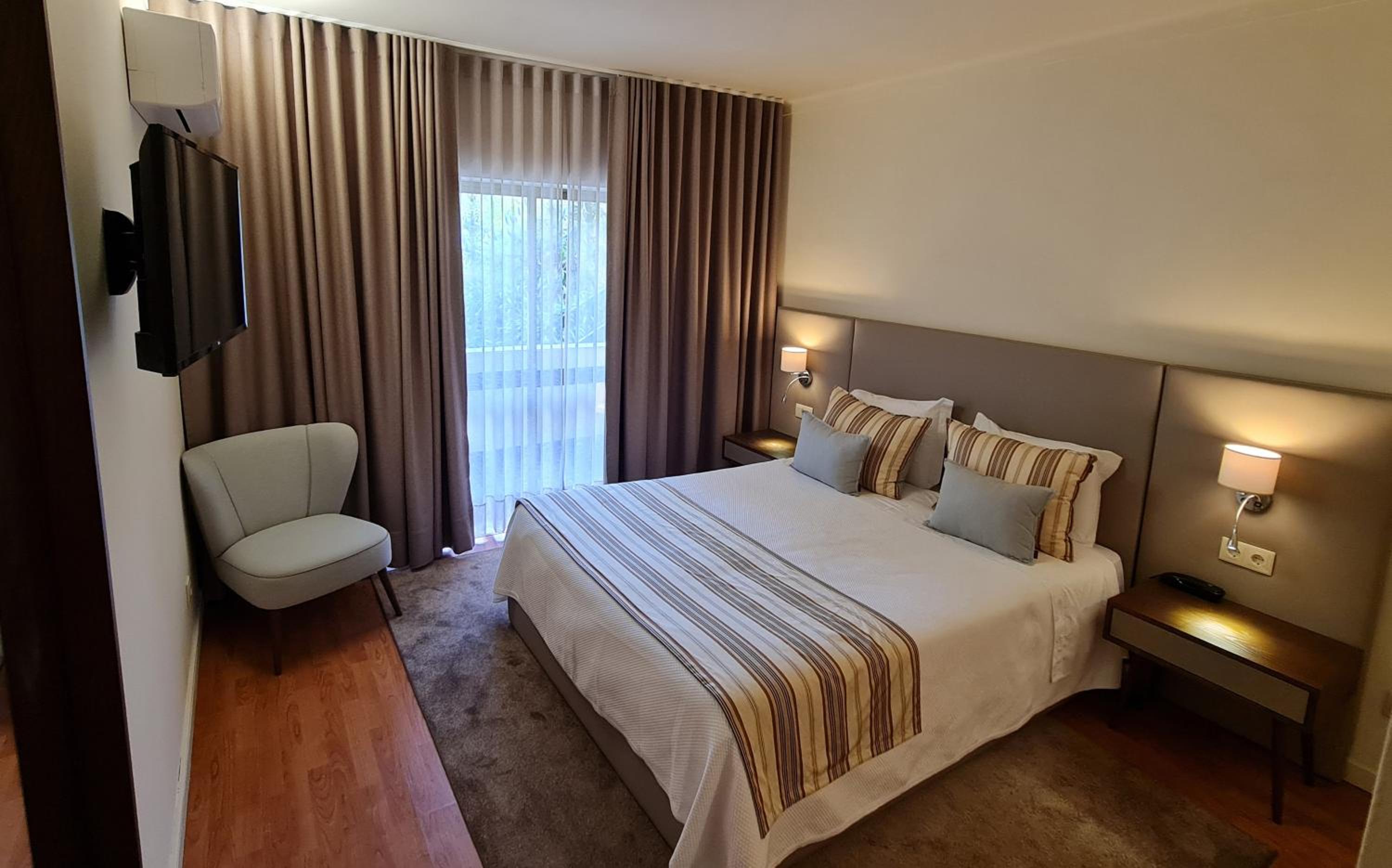 Deluxe Double Room - Photo 1