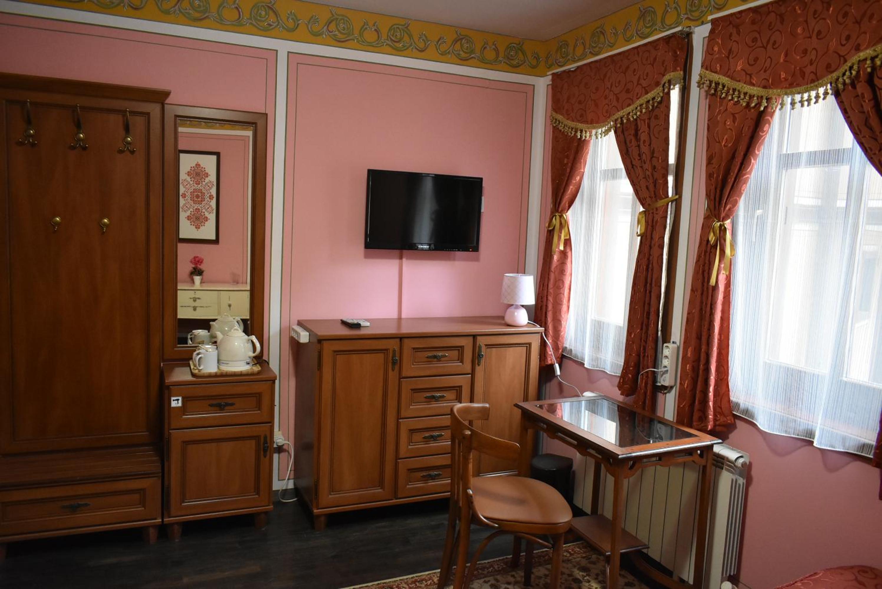 Standard Twin Room with Garden View - Photo 3