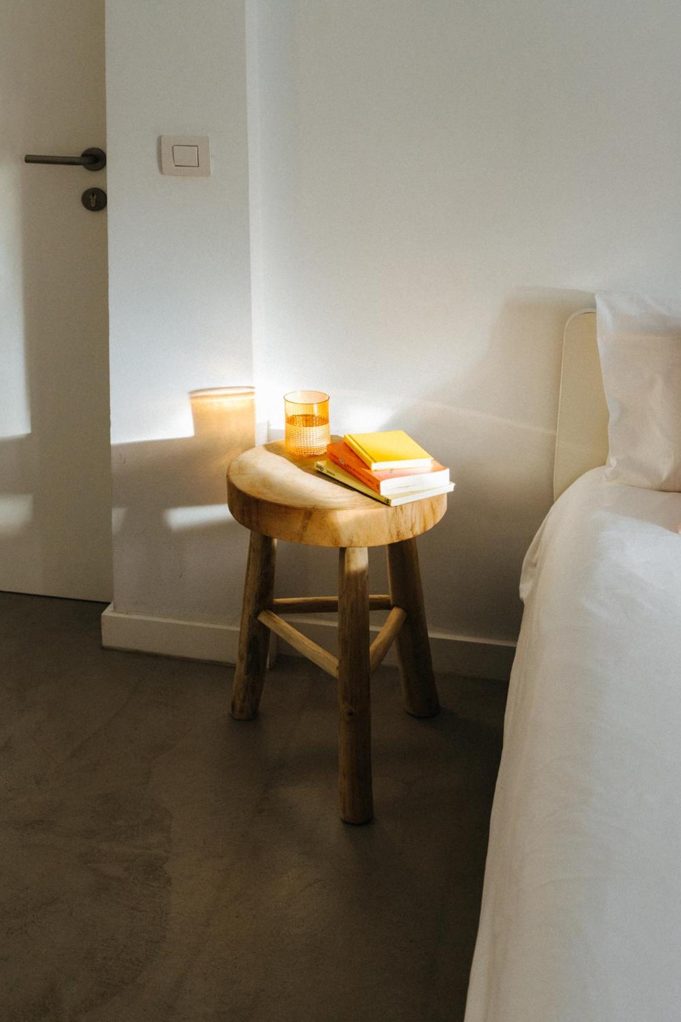 Deluxe Double Room with Bath photo 3