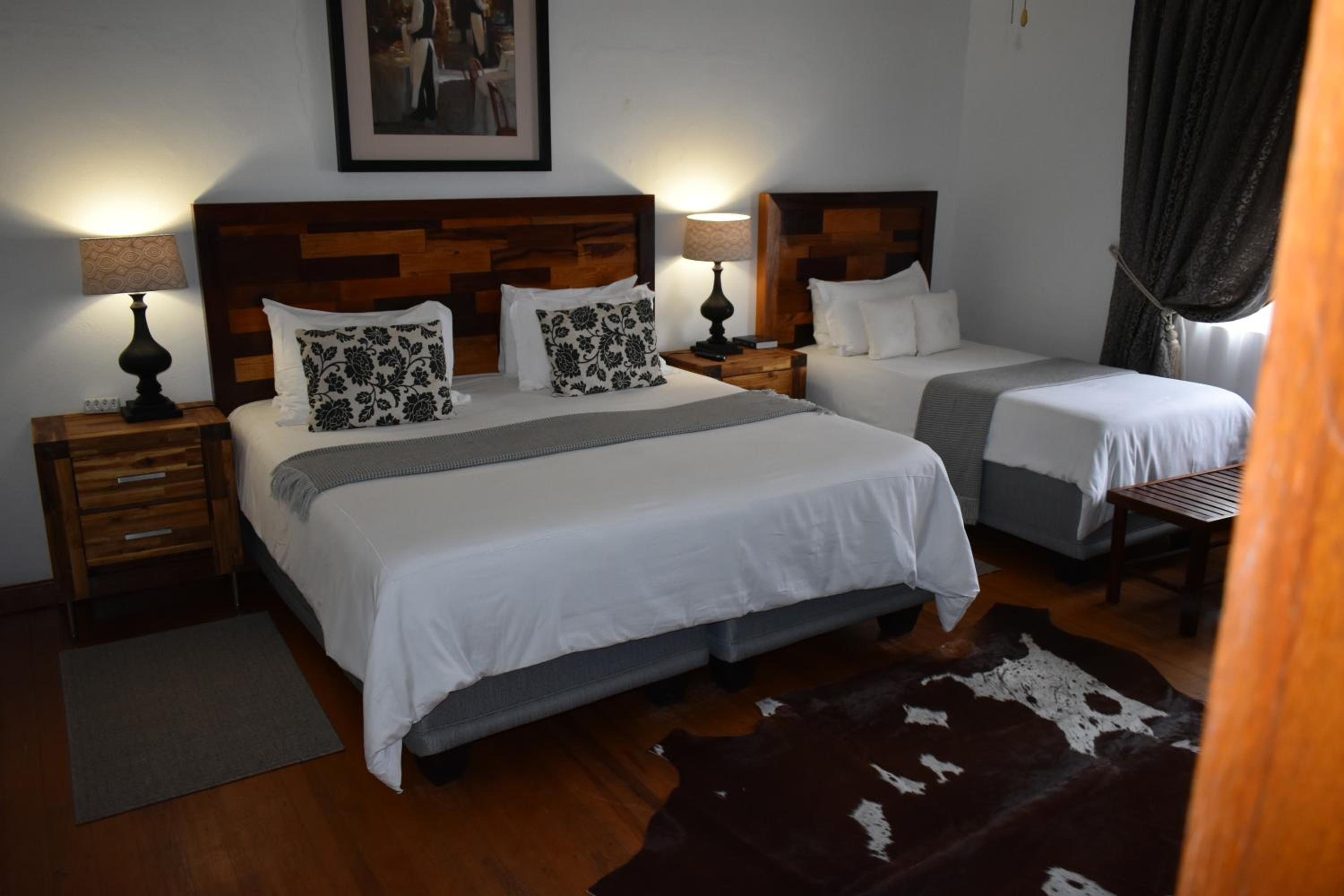 Family Room - Photo 1
