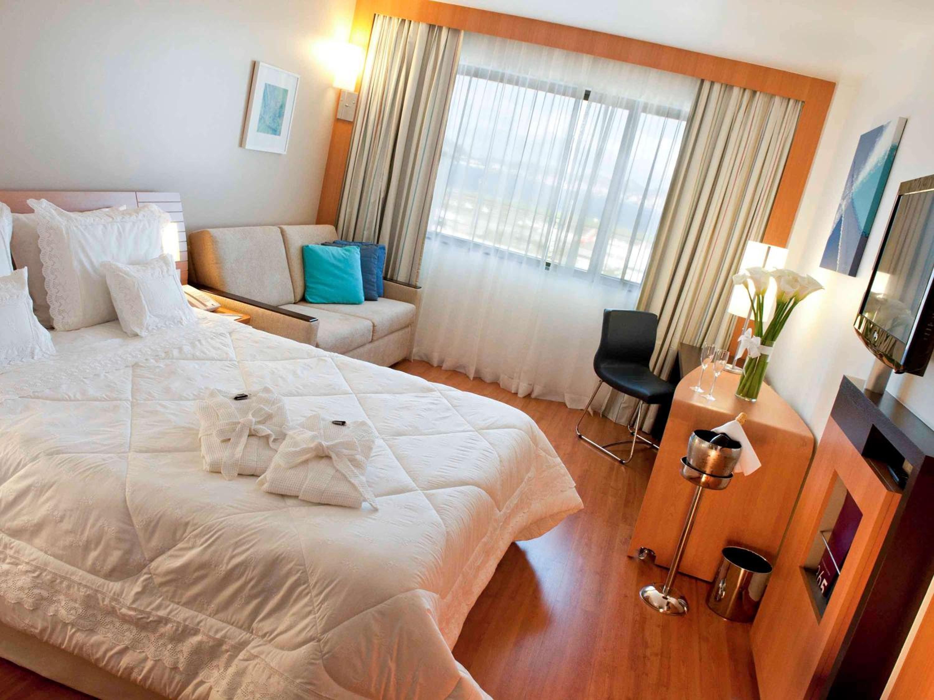 Executive Double Room with One Sofa Bed - Photo 3