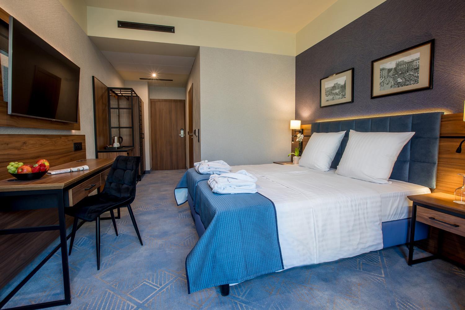 Superior Double or Twin Room - Photo 2