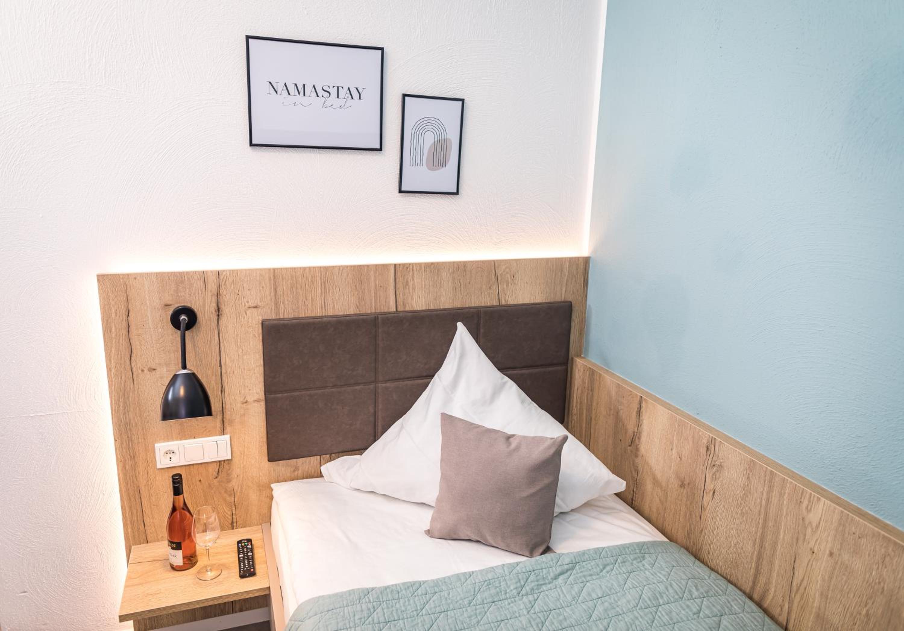 Single Room photo 3