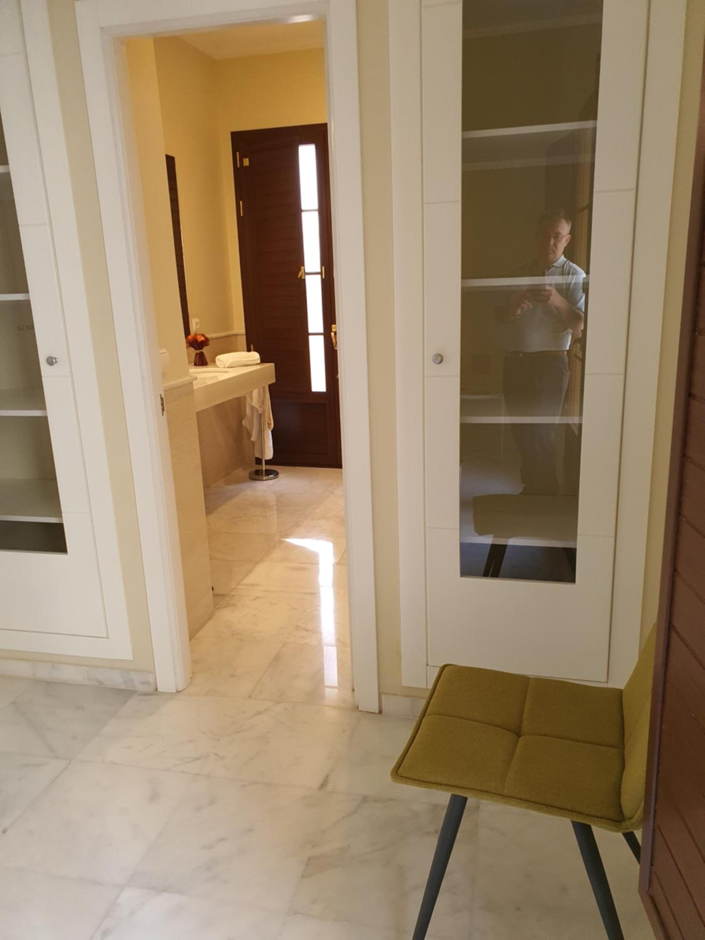 Deluxe Double Room - Photo 7