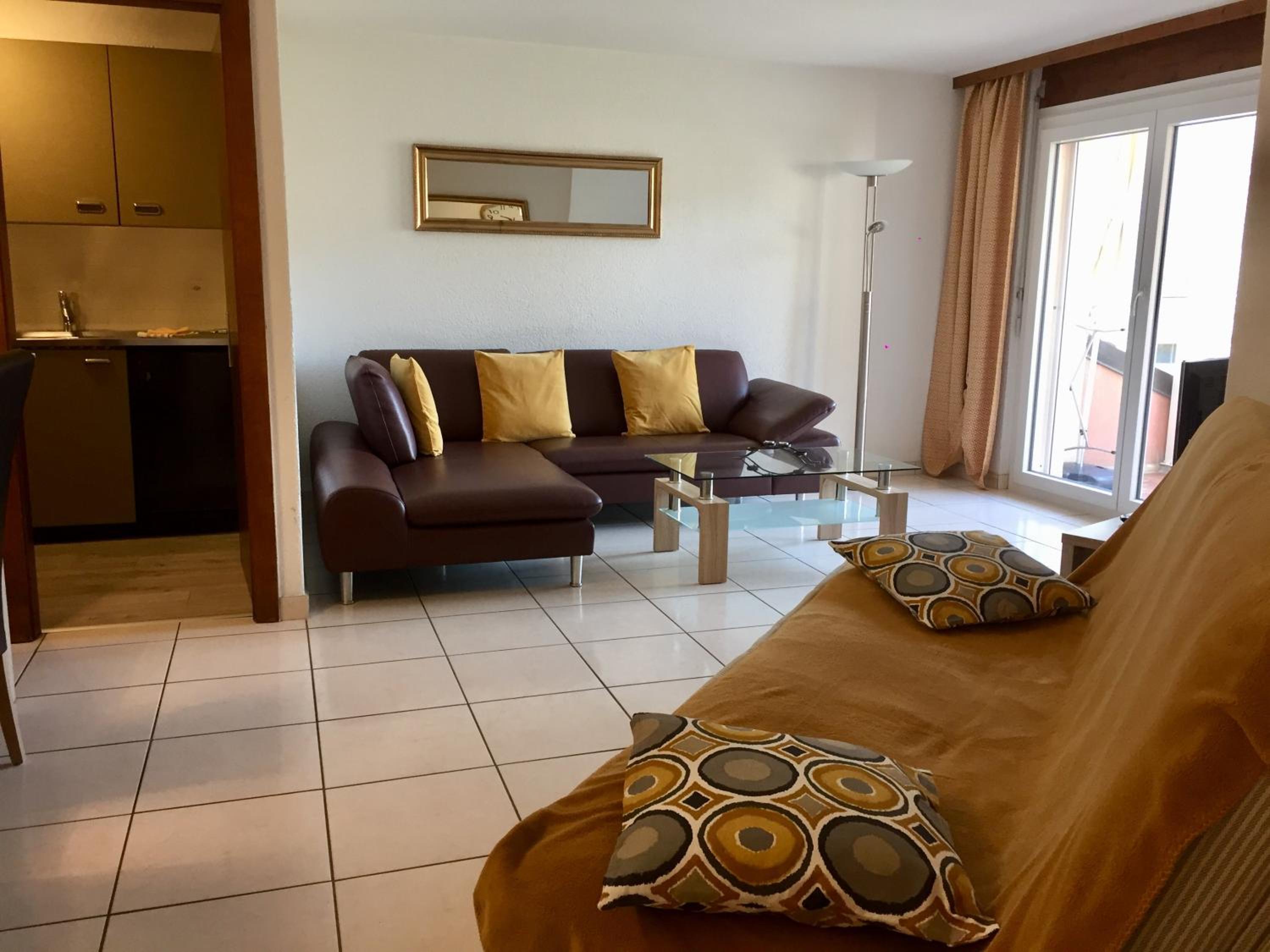  One-Bedroom Apartment With Balcony (4 Adults) photo 3