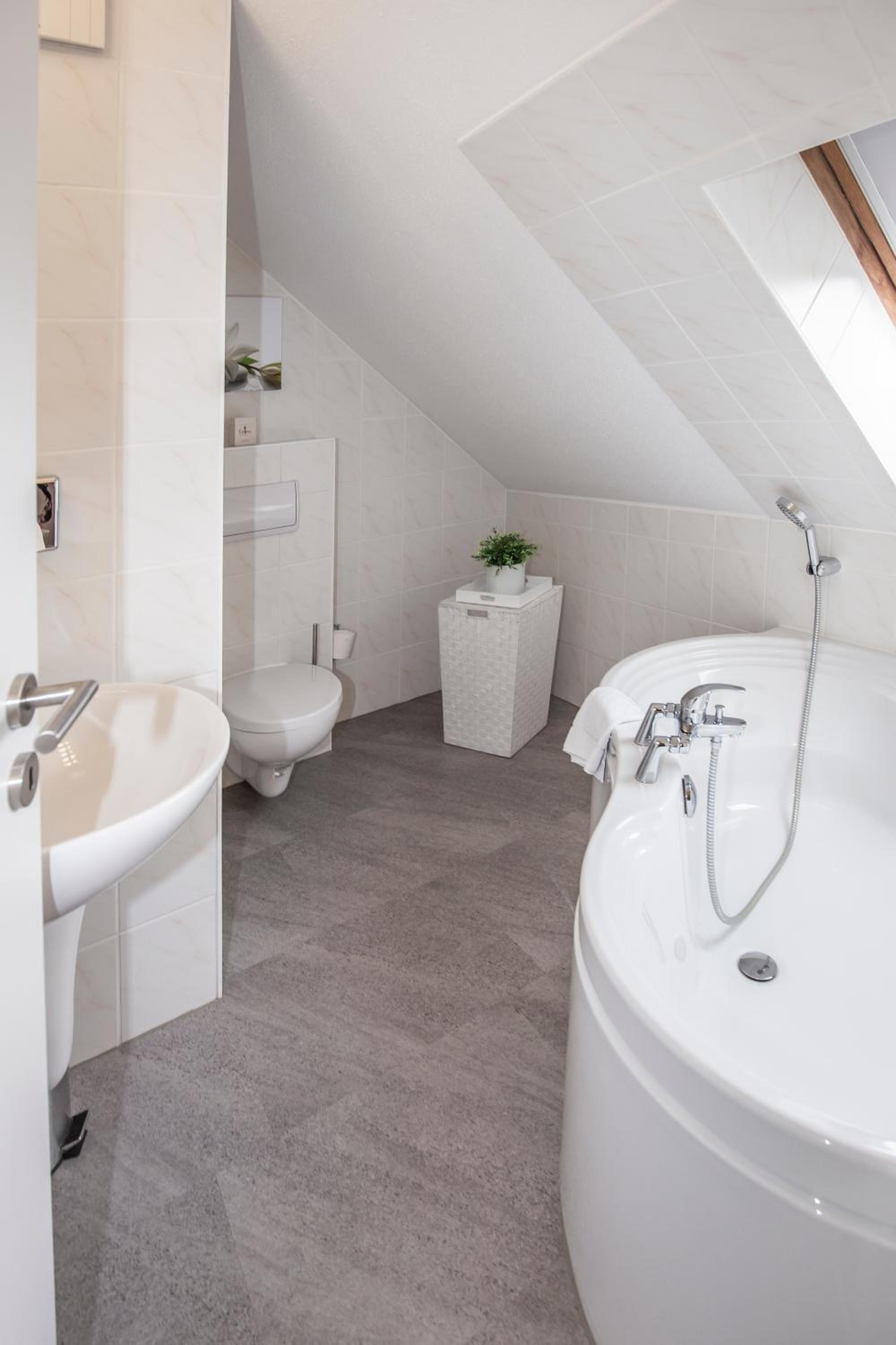 Classic Double Room with Bath photo 3