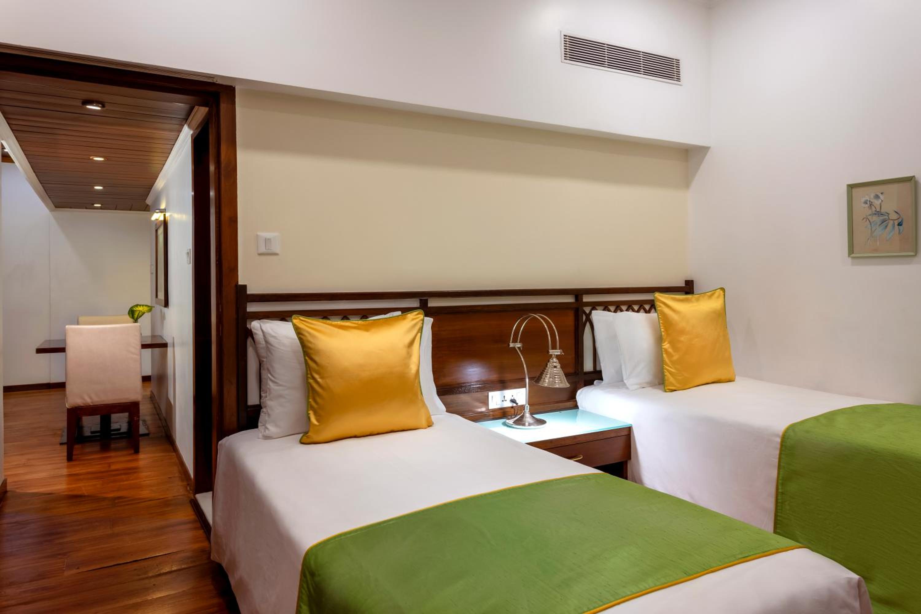 2 Bedroom Family Ocean View Villa - Free round trip airport transfer from Dabolim Airport  - Photo 8