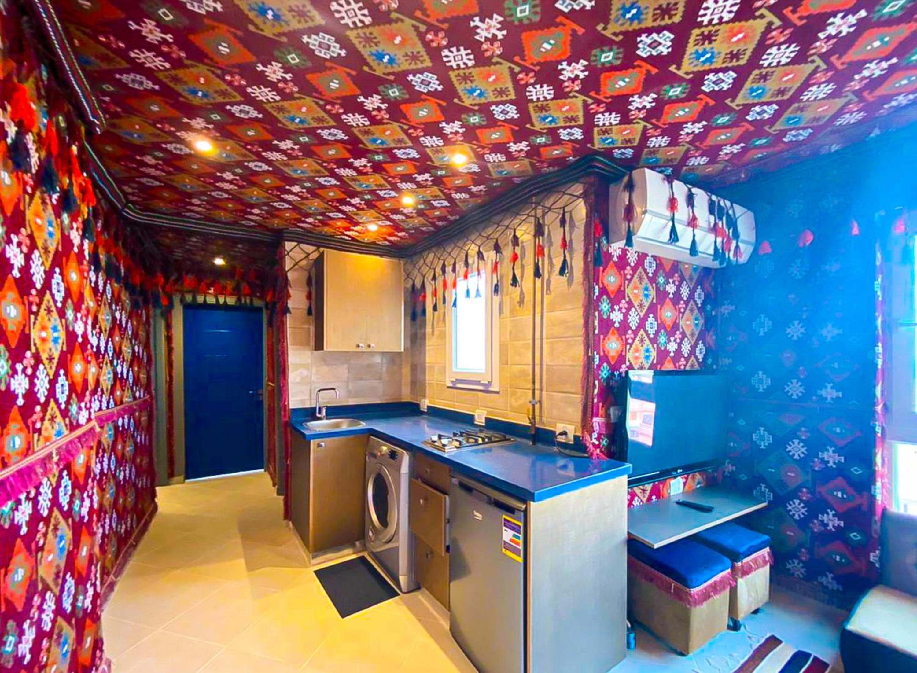 Two-Bedroom Apartment - Photo 25