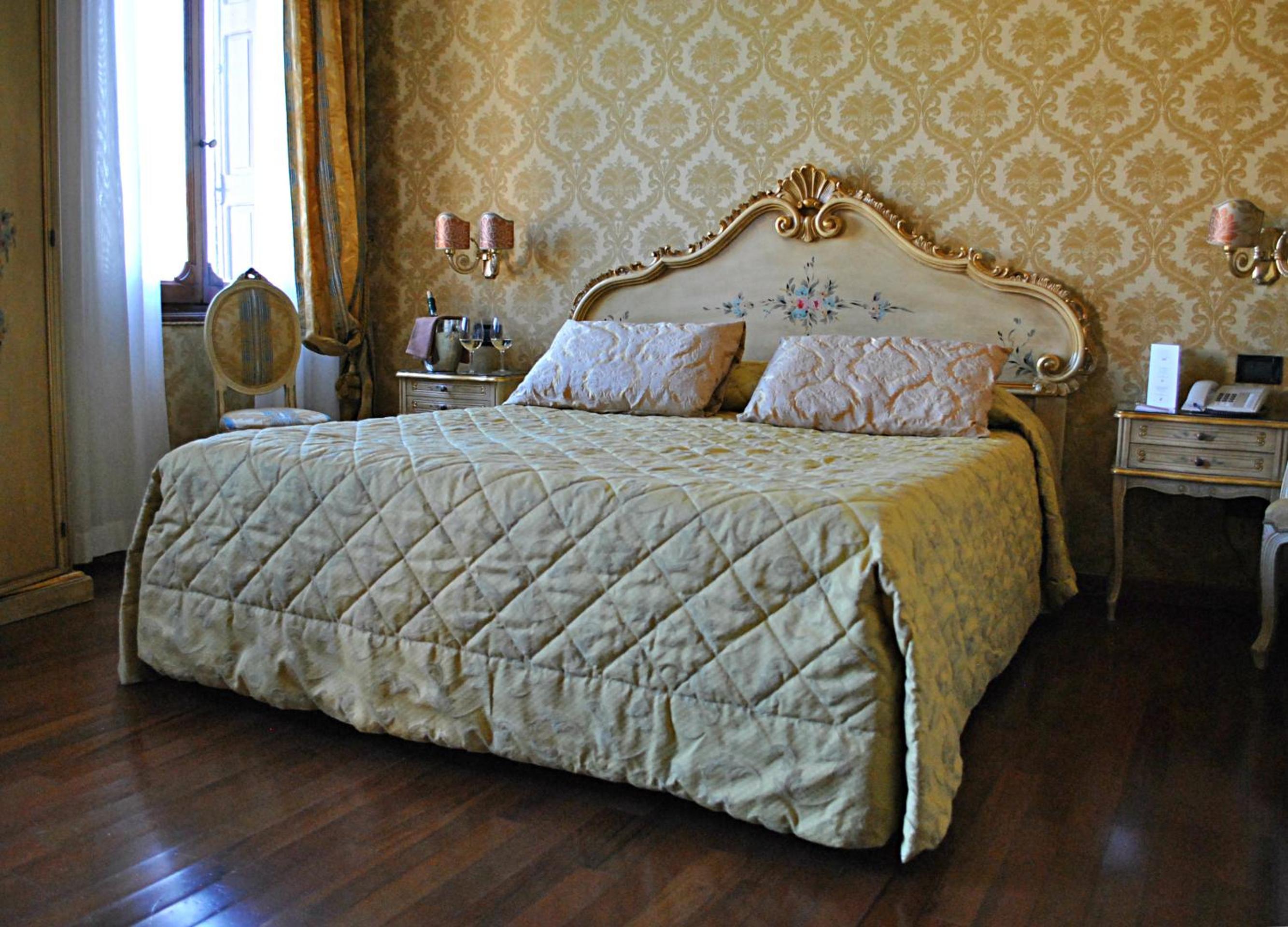 Superior Double Room with Grand Canal View