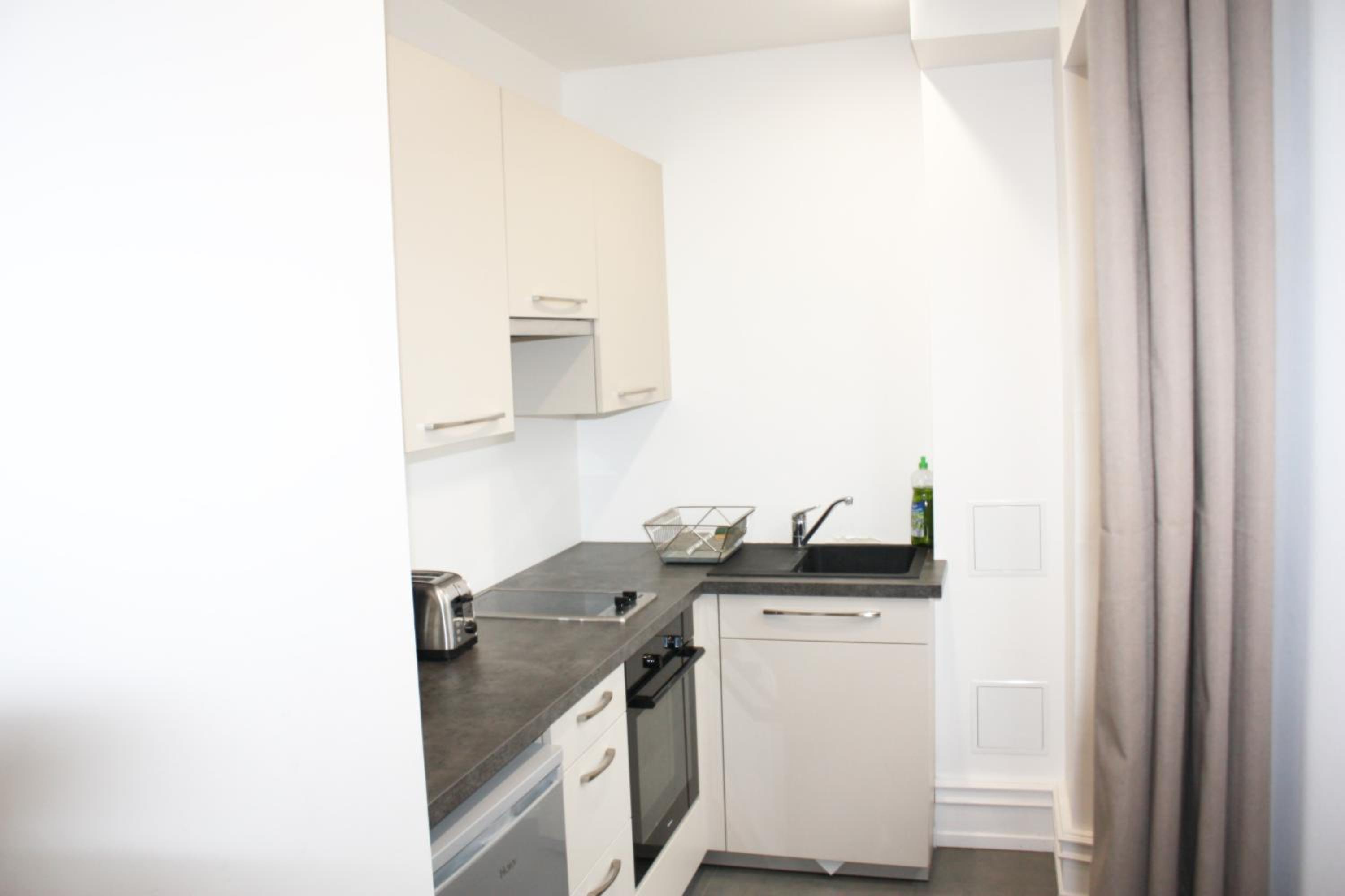 One-Bedroom Apartment - 3rd Floor - Photo 3