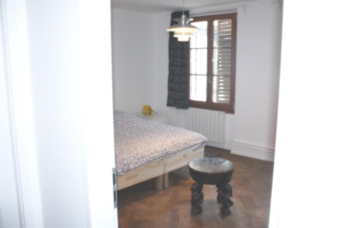 Three-Bedroom Apartment - 3rd Floor - Photo 9