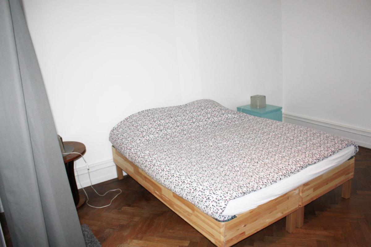 Three-Bedroom Apartment - 3rd Floor - Photo 20