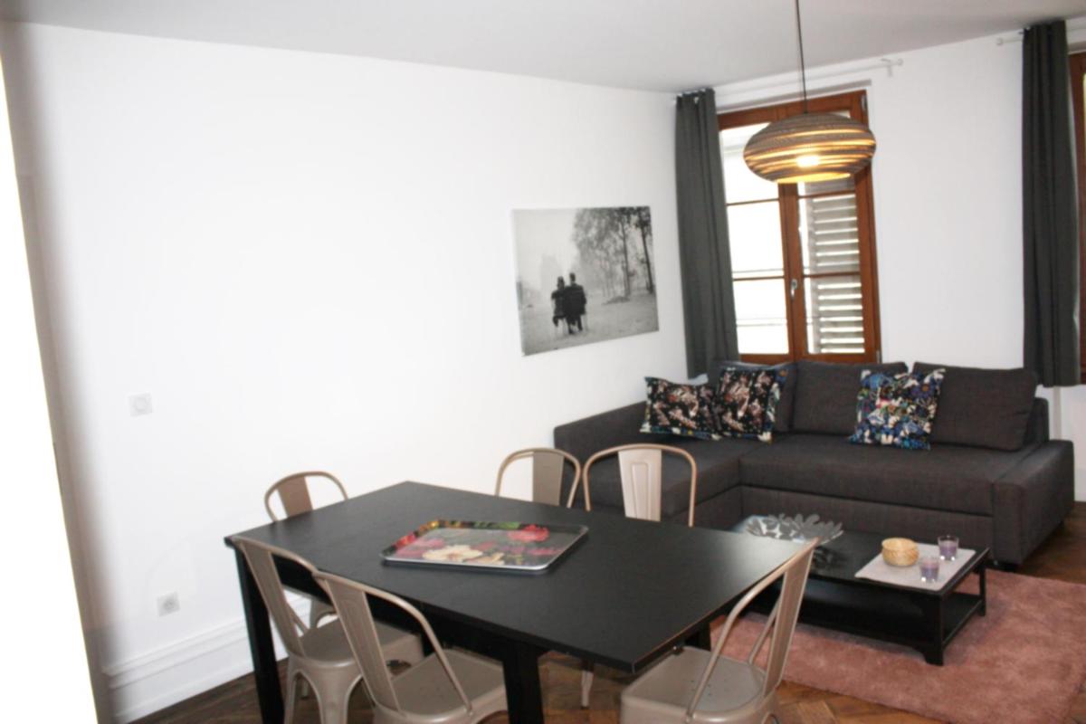 Three-Bedroom Apartment - 3rd Floor - Photo 30