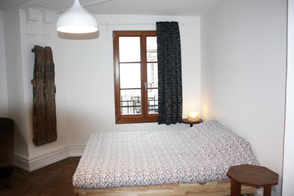 Three-Bedroom Apartment - 3rd Floor - Photo 33