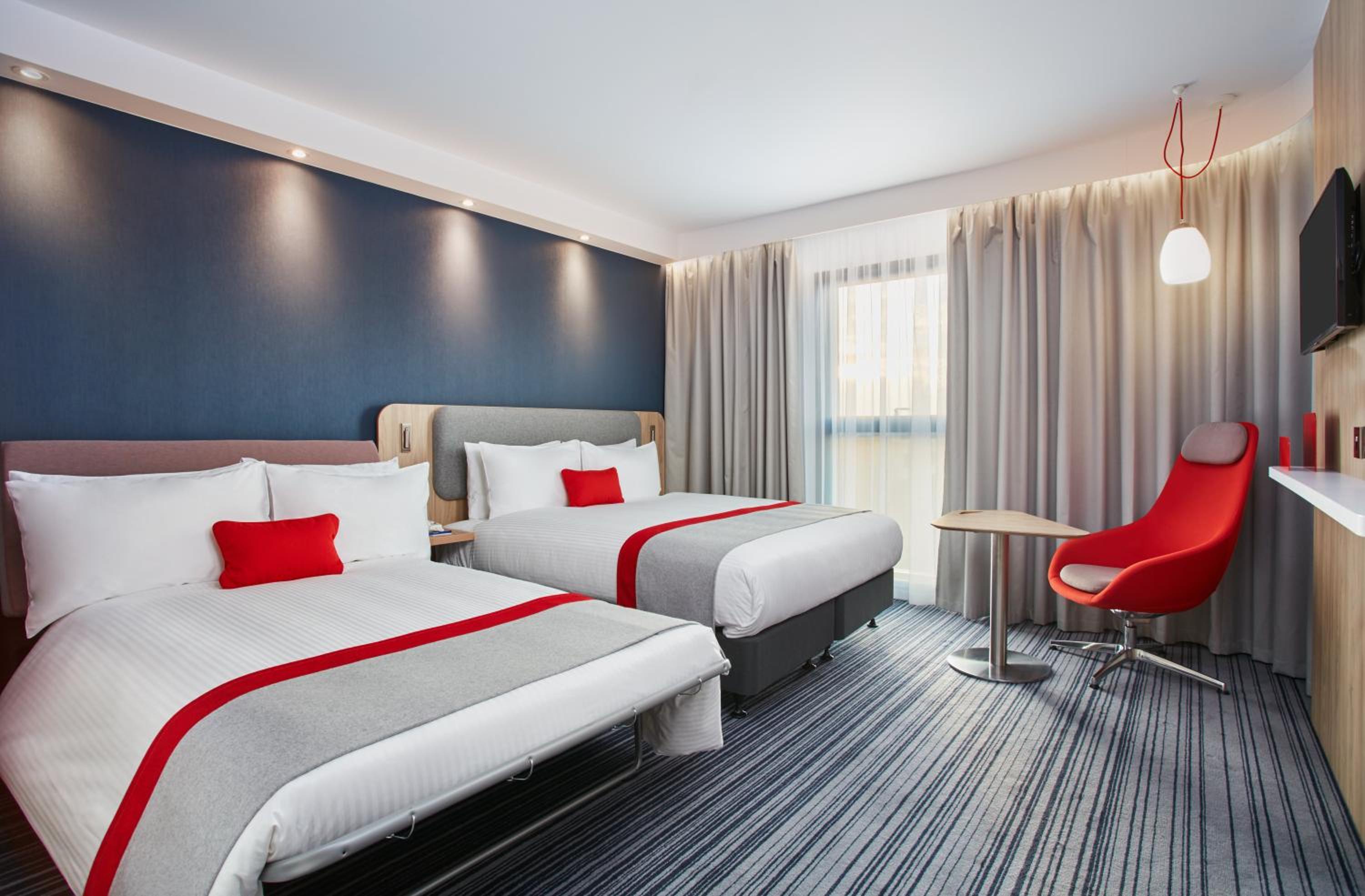 Standard Double Room with Sofa Bed and Free Hot Breakfast