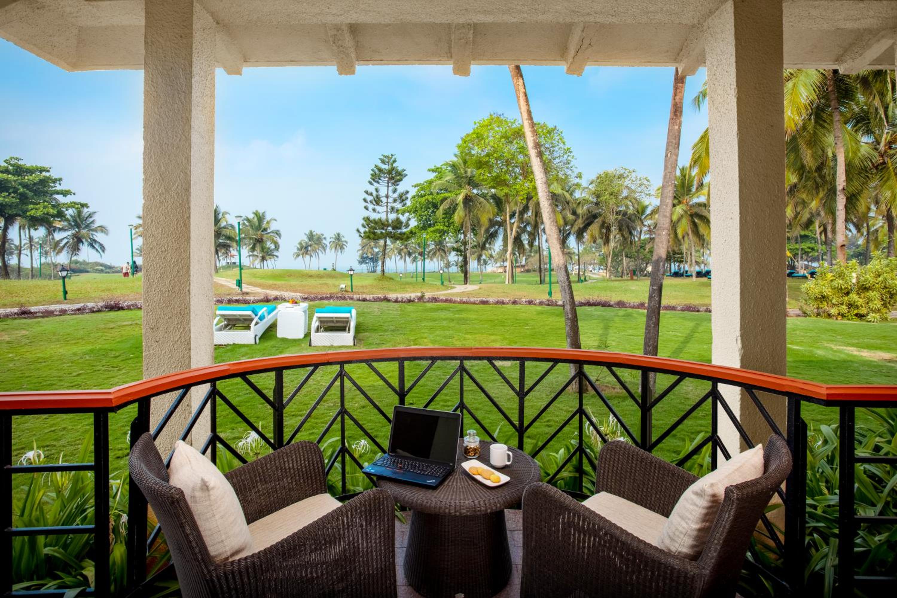 2 Bedroom Family Ocean View Villa - Free round trip airport transfer from Dabolim Airport  - Photo 4