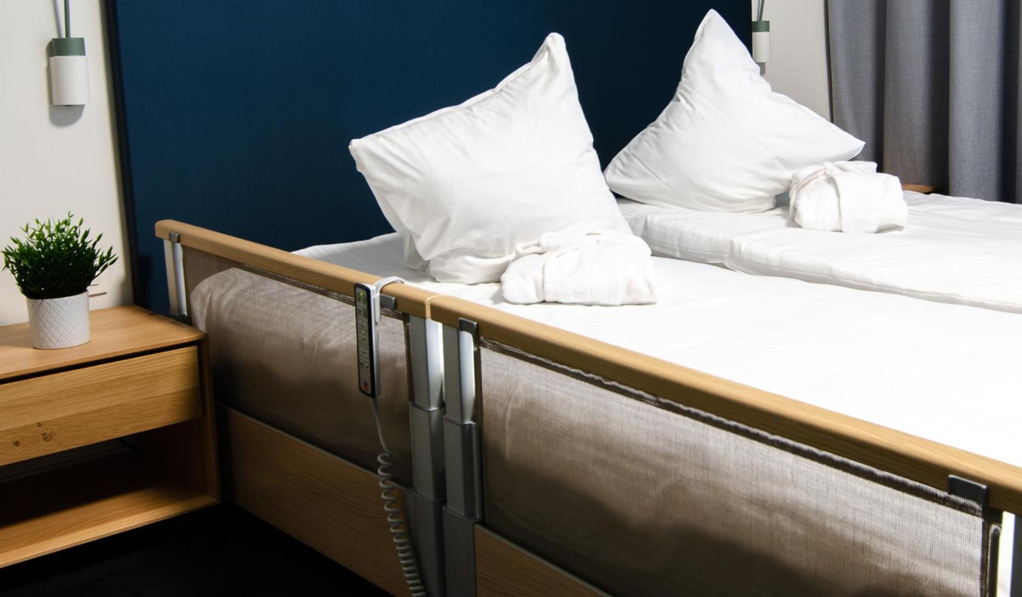 Twin Room - Disability Access photo 1