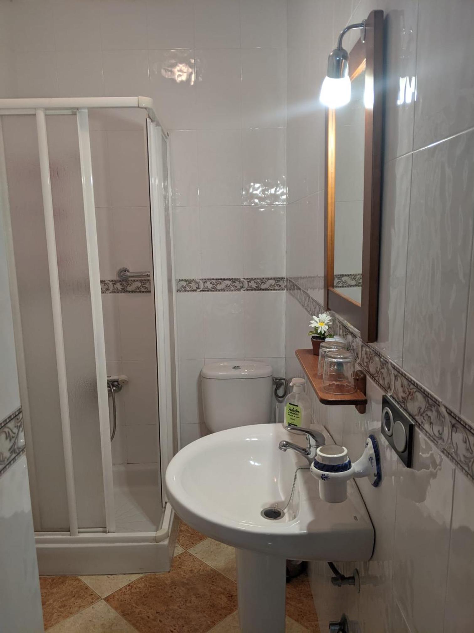 Double Room with Mountain View - Photo 6