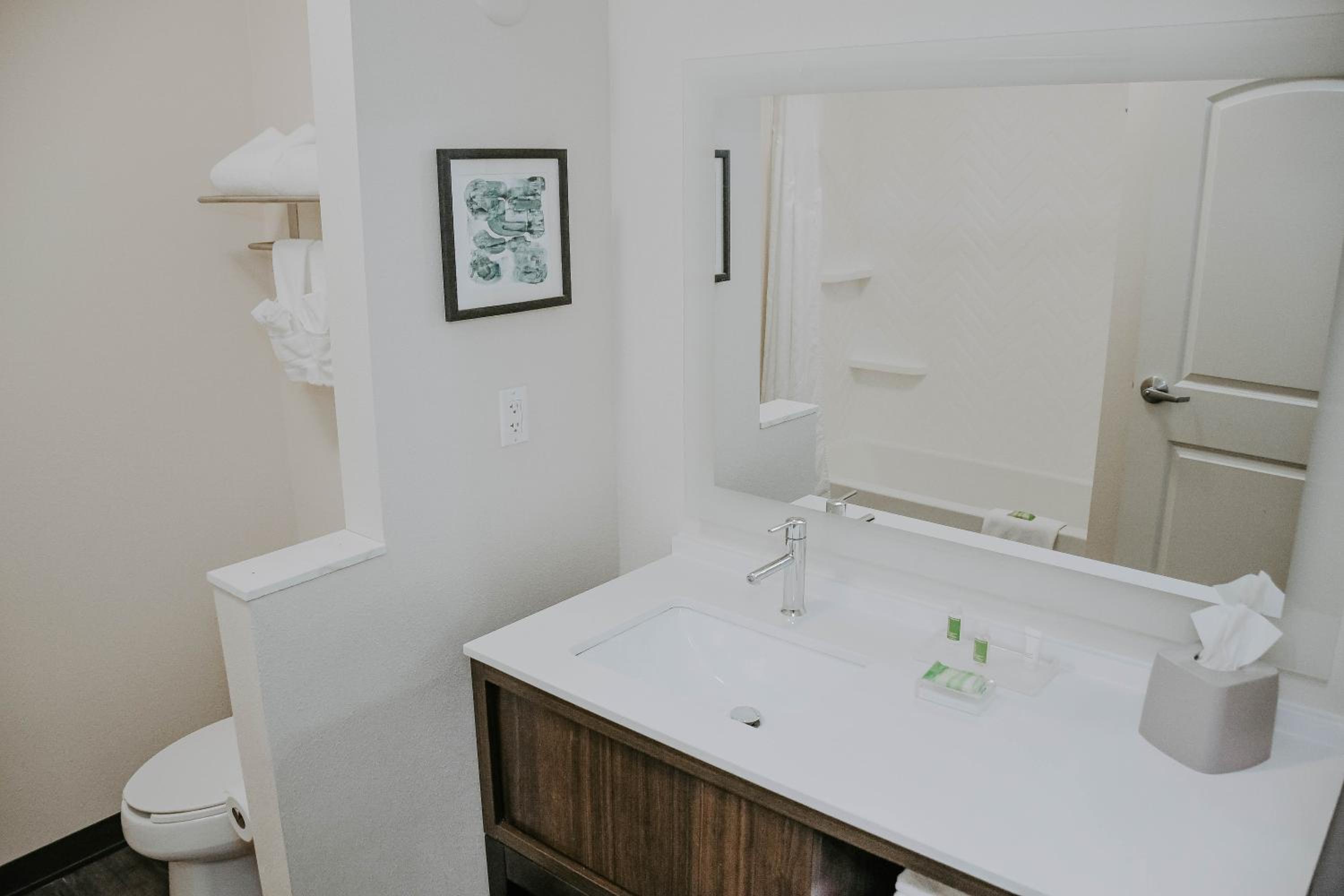Standard Room - Photo 5