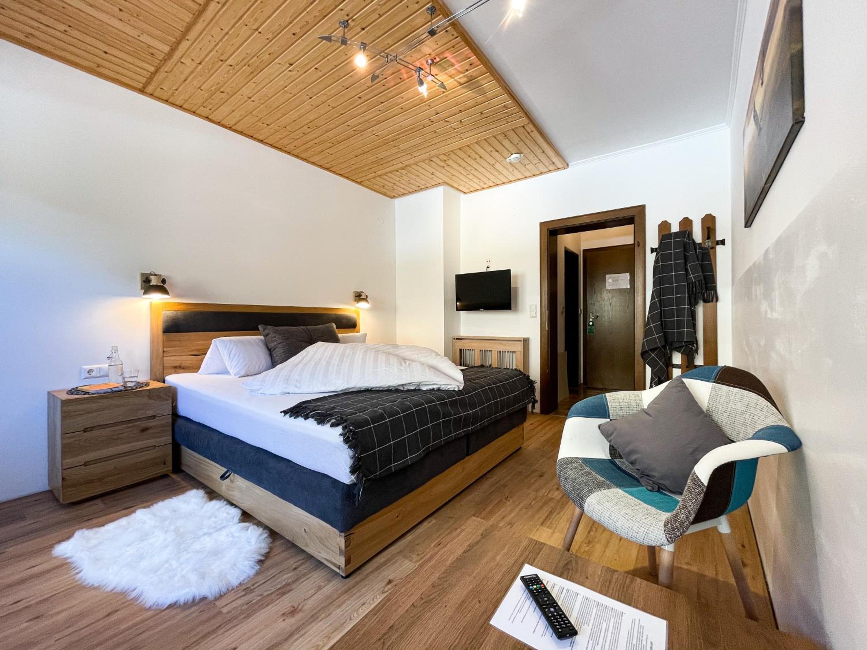 King Room with Balcony photo 2