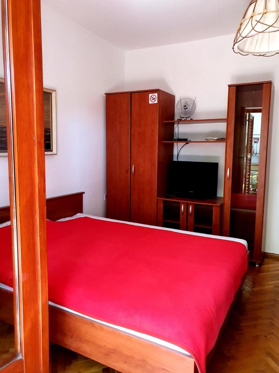 Studio with Terrace (3 Adults)
