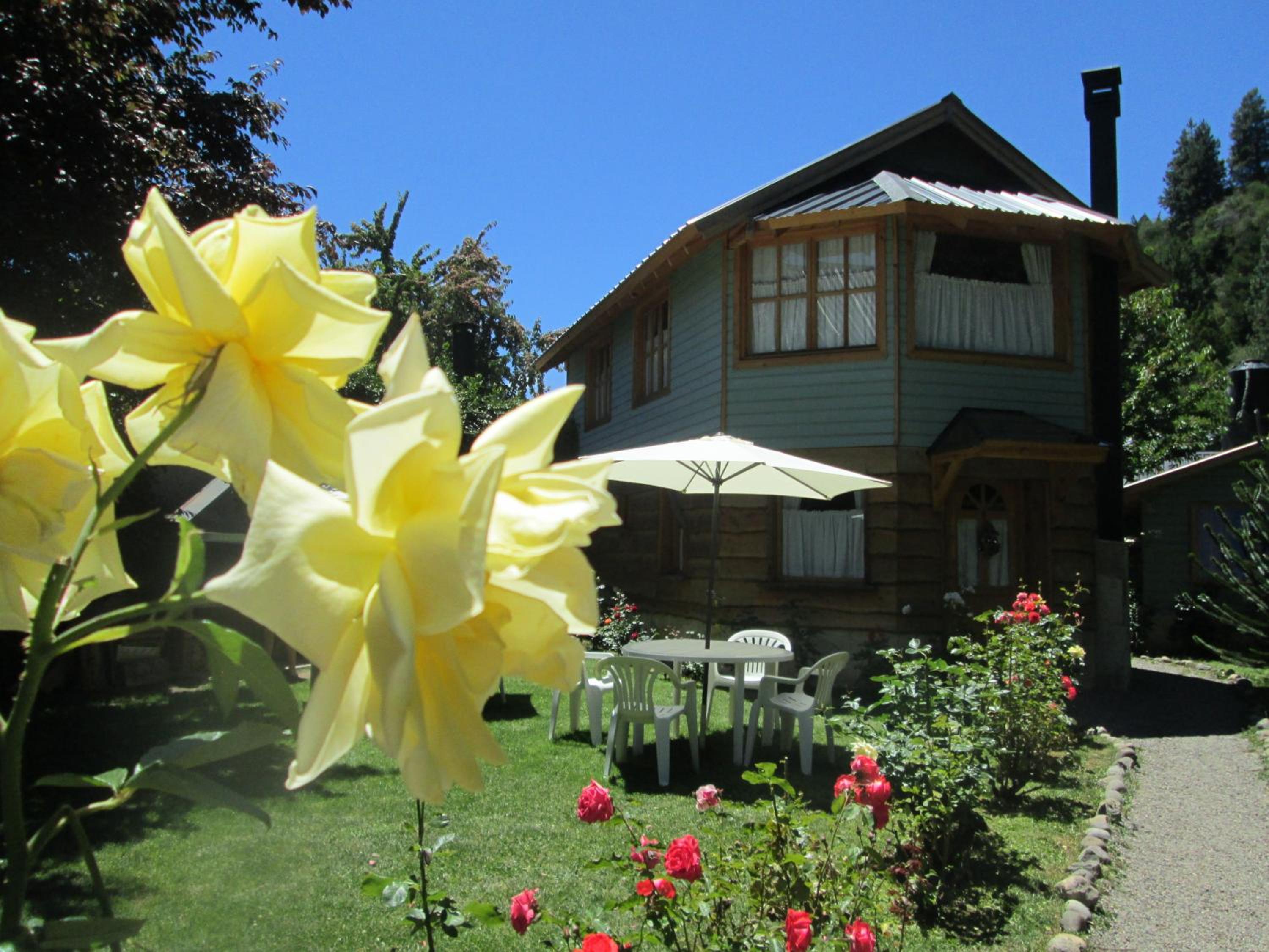 Bungalow with Garden View photo 3