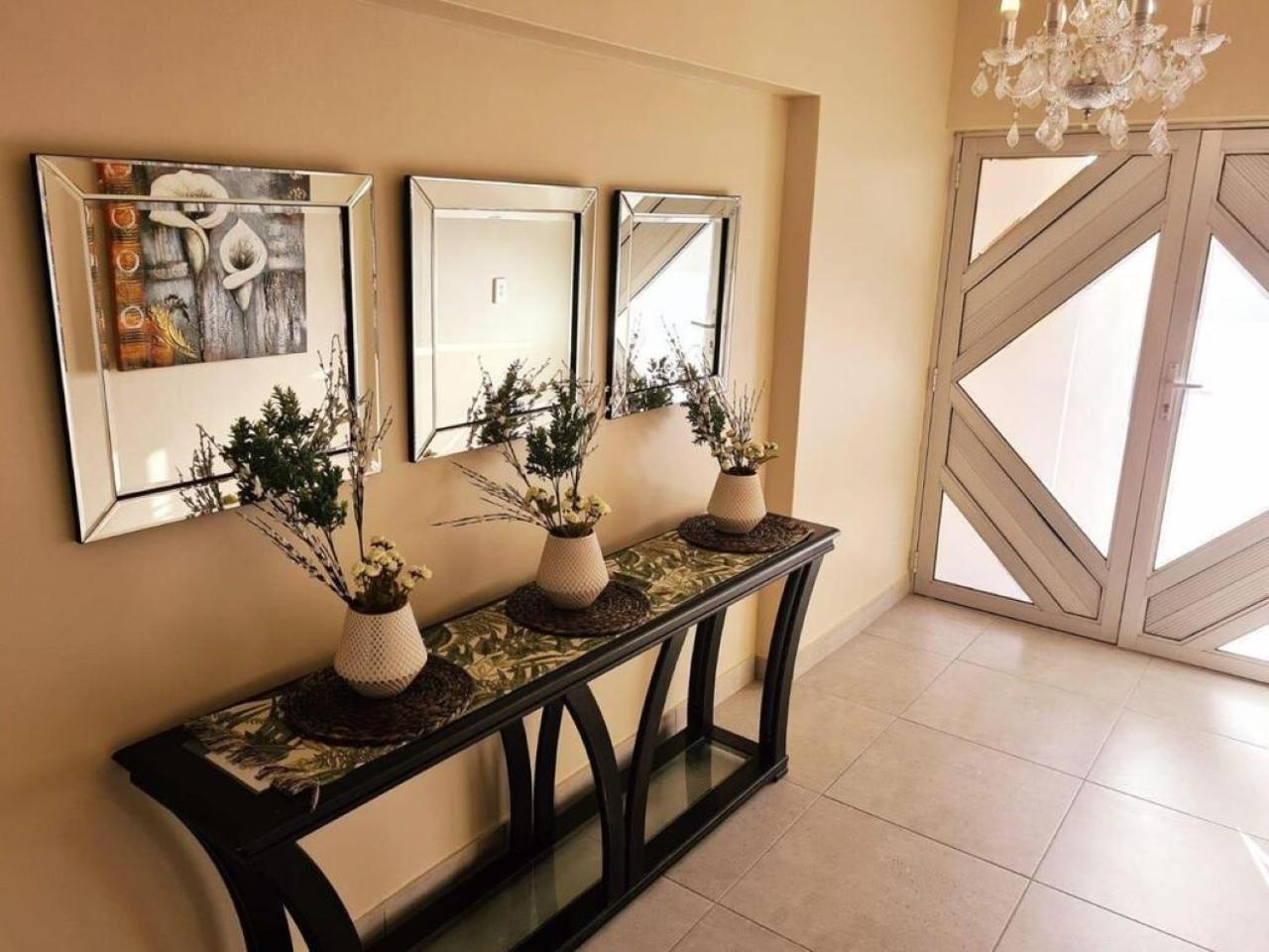 Comfort Suite photo 2