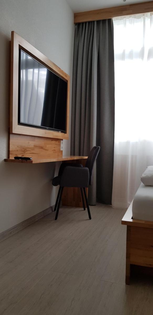 Double Room with Private Bathroom photo 2