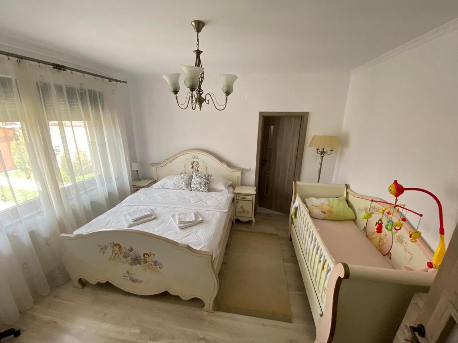 Three-Bedroom Villa - Photo 2