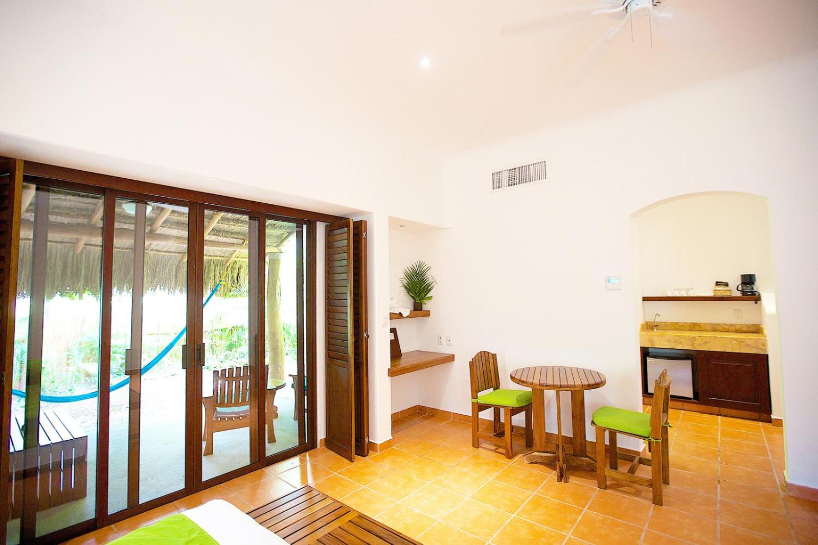 Standard Twin Room with Garden View - Photo 3