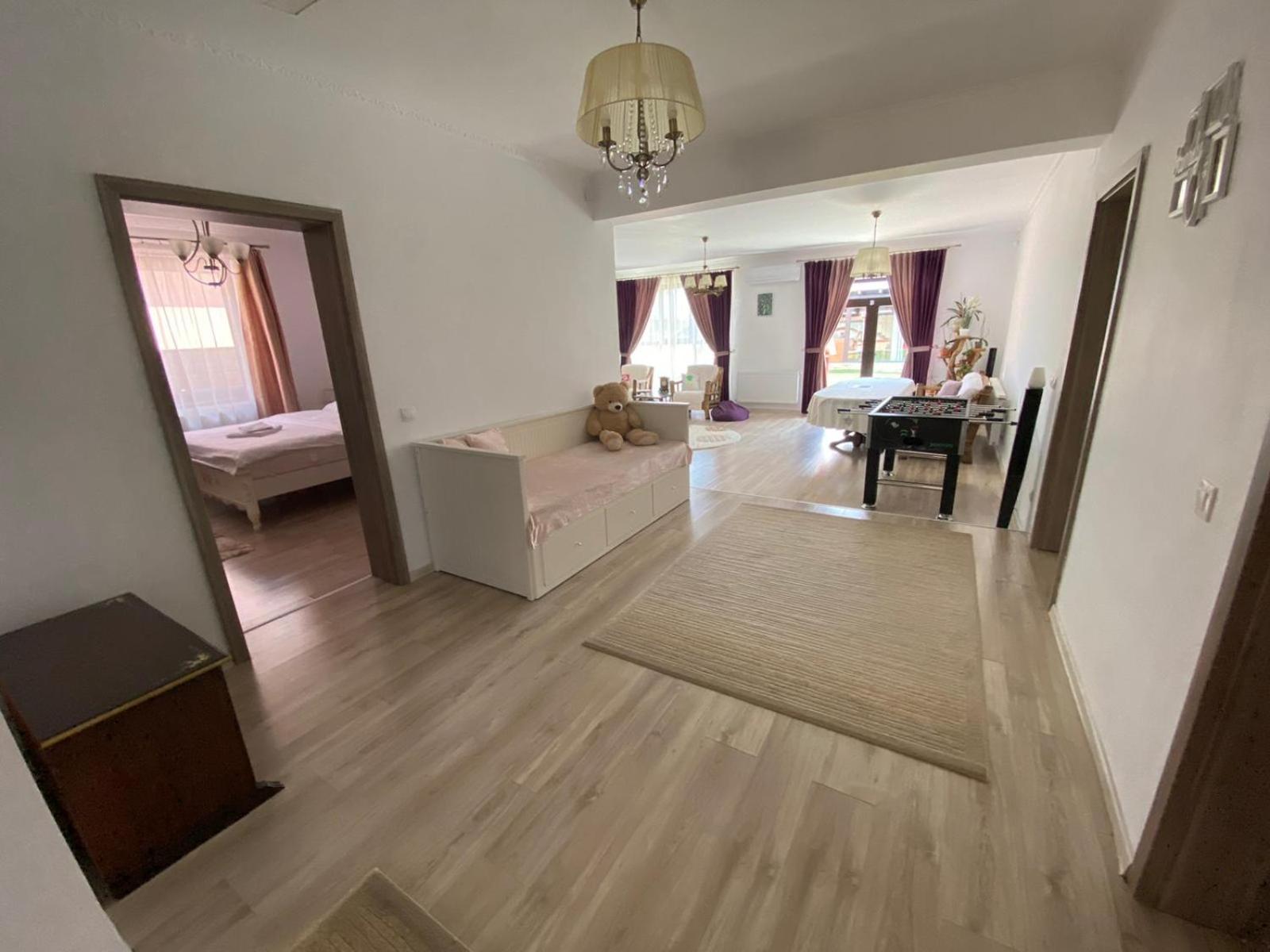 Three-Bedroom Villa - Photo 6