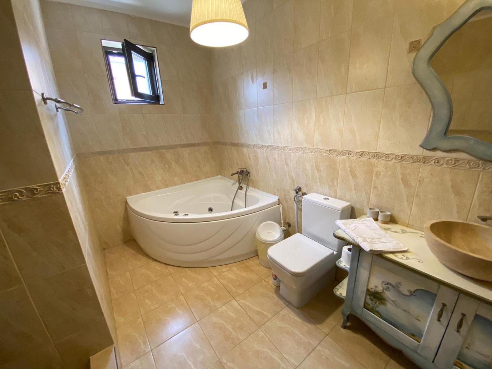 Three-Bedroom Villa - Photo 11