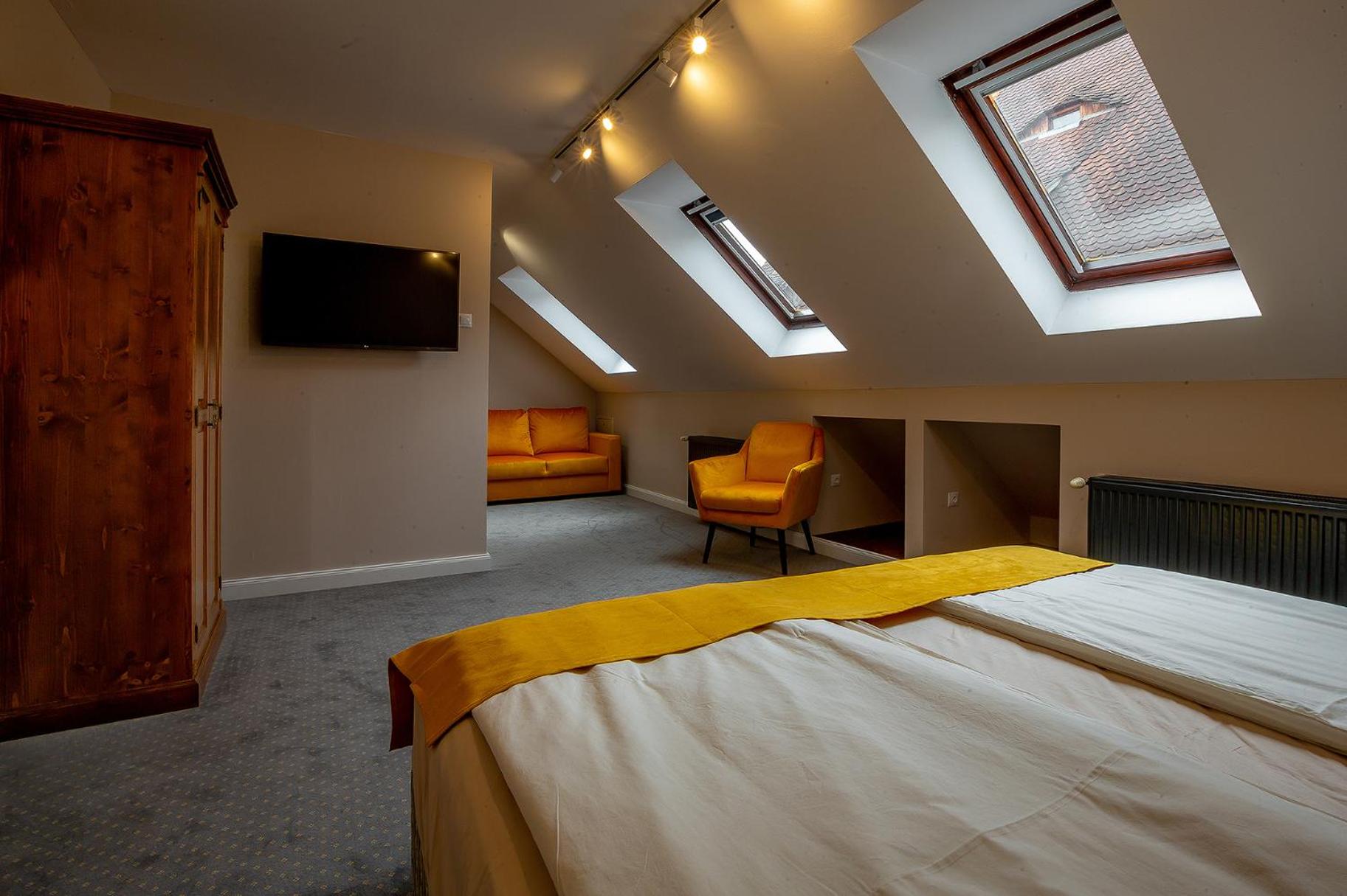 Deluxe Double Room photo 3