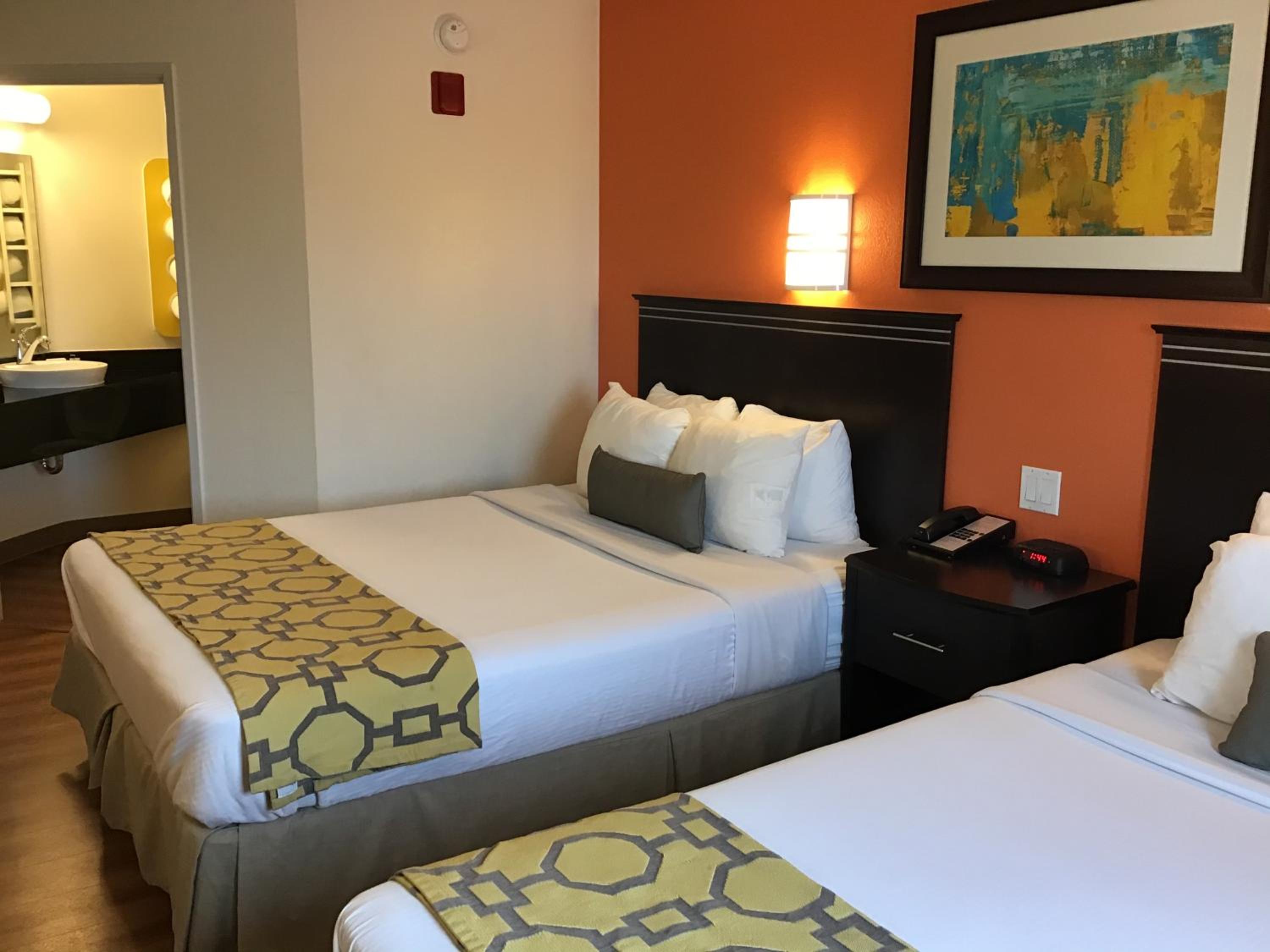 Superior Queen Room with Two Queen Beds - Non-Smoking