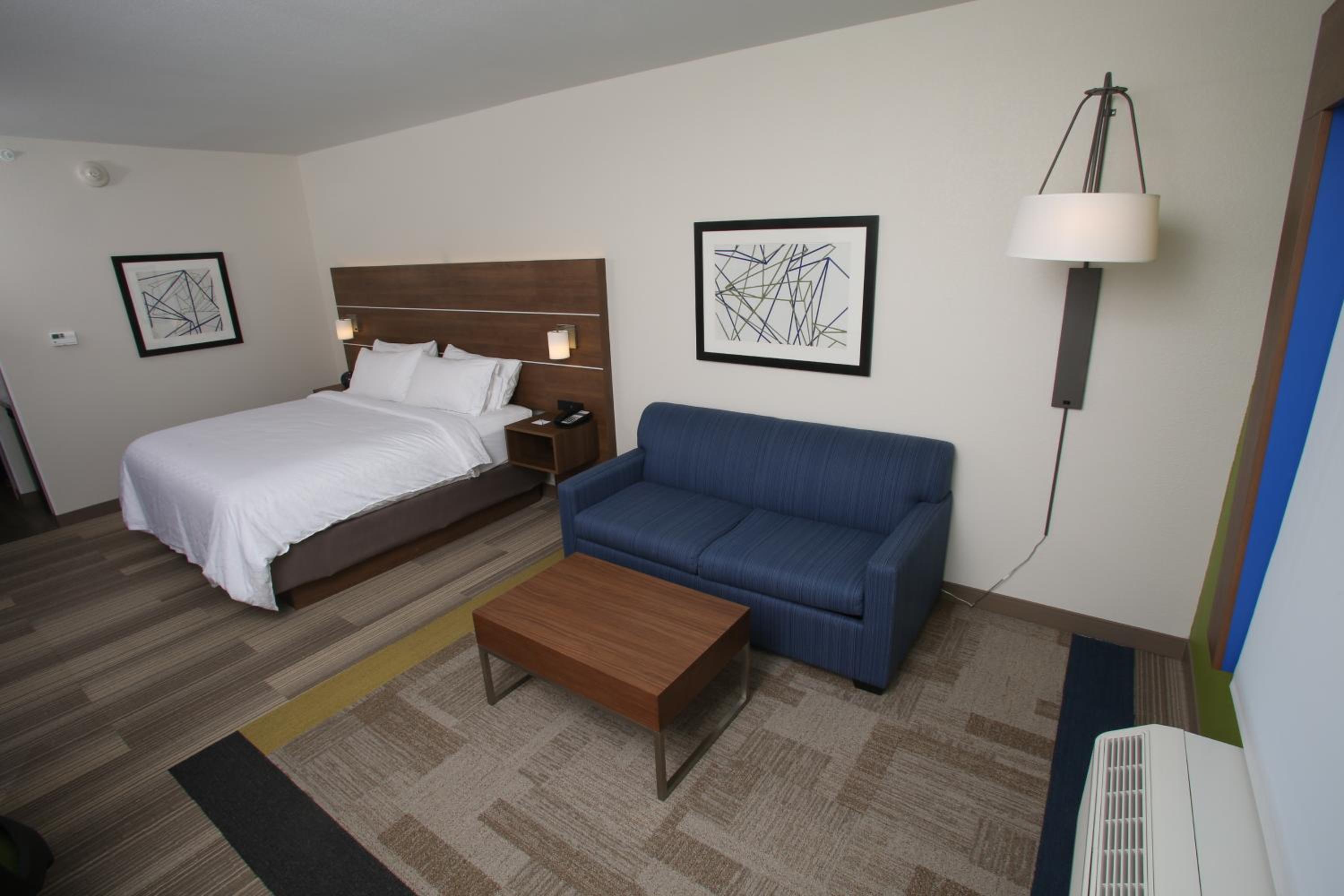 Suite - Hearing Accessible - Non-Smoking photo 1