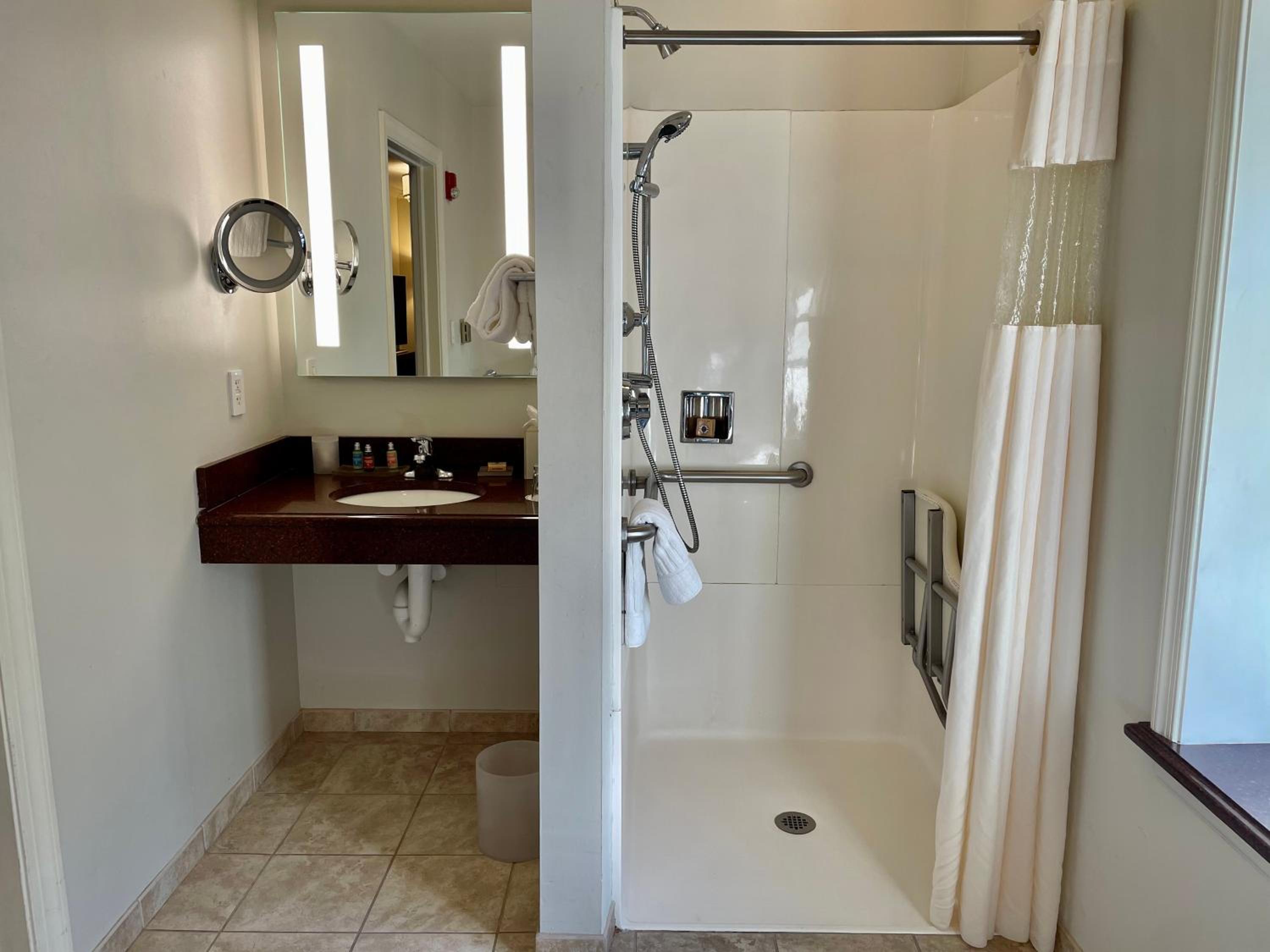 King Room - Disability Access